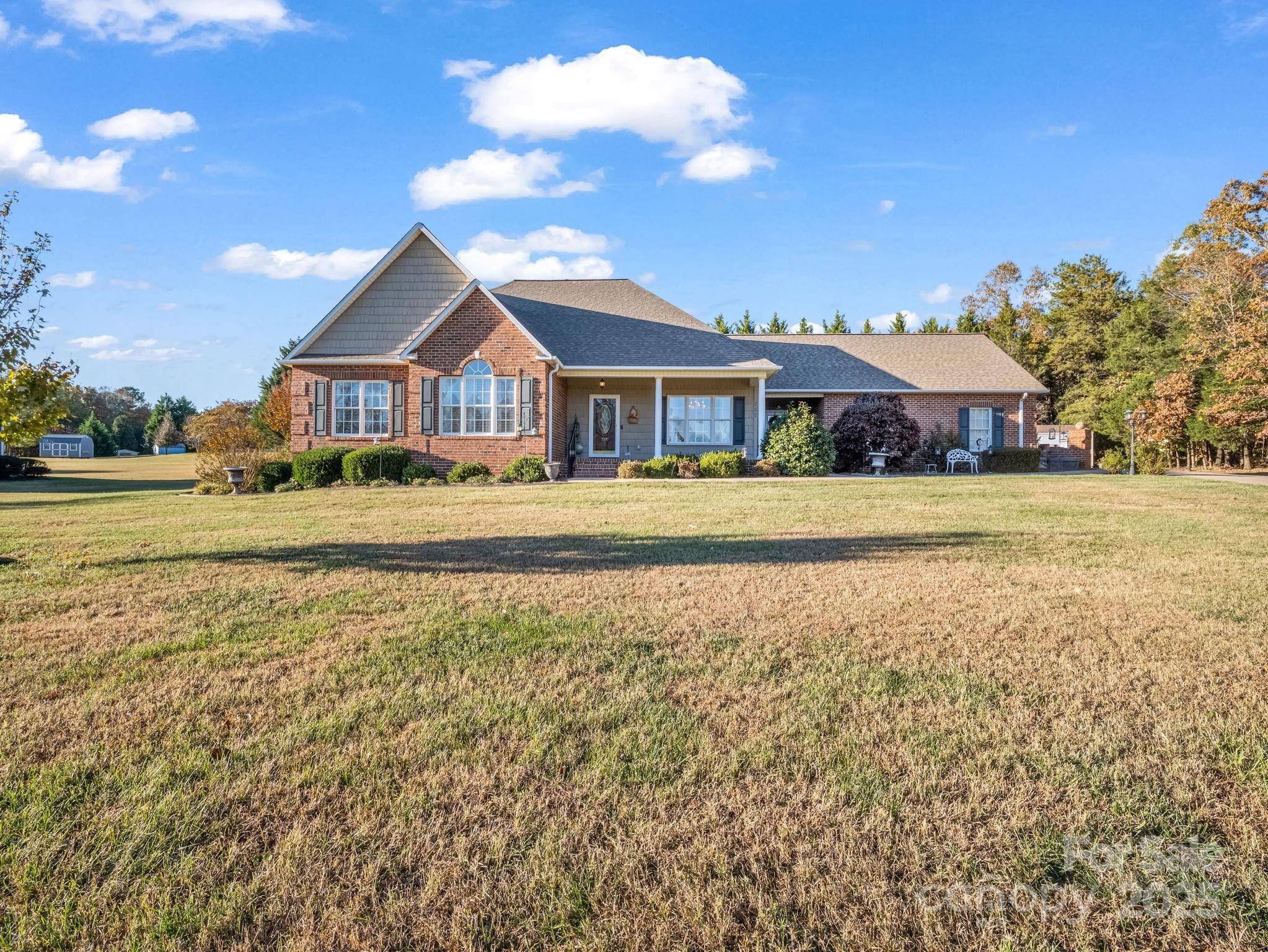 757 Smith Grove RD, Forest City, NC 28043