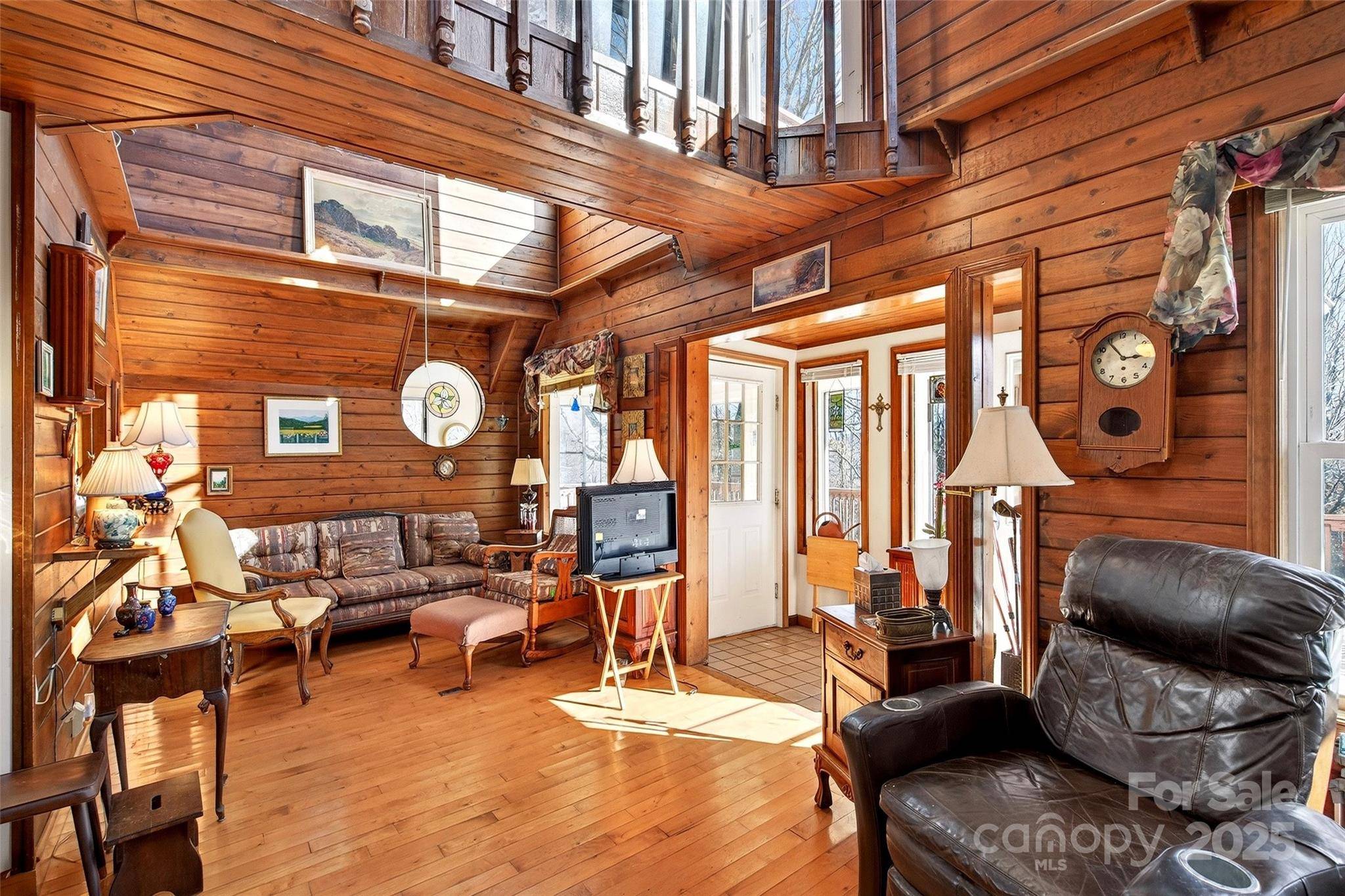 36 Mitchell View RD, Bakersville, NC 28705