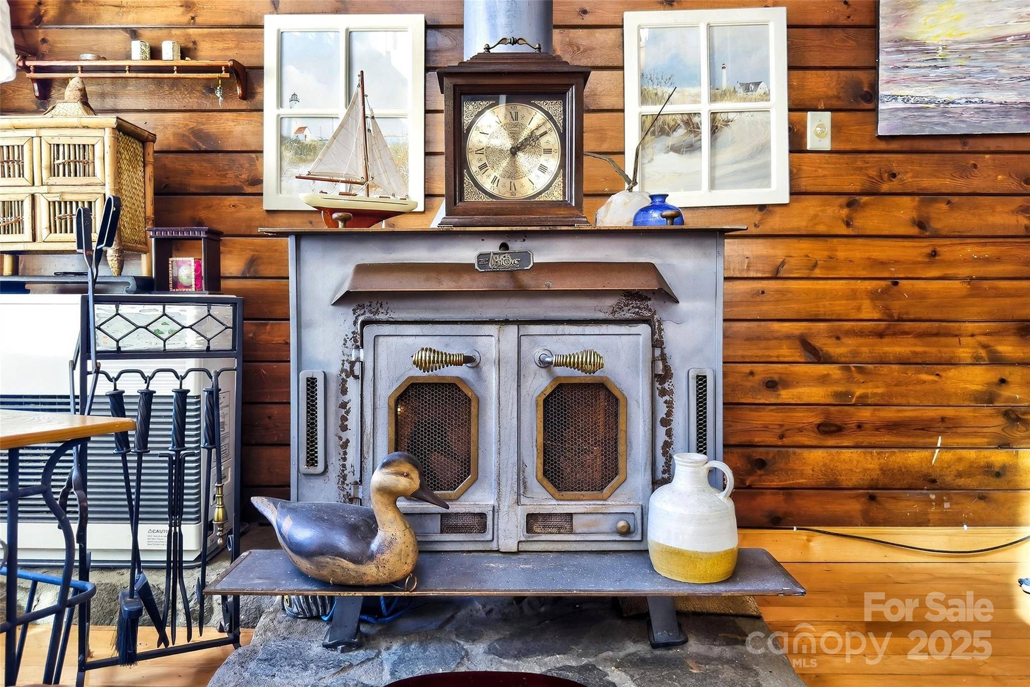 36 Mitchell View RD, Bakersville, NC 28705