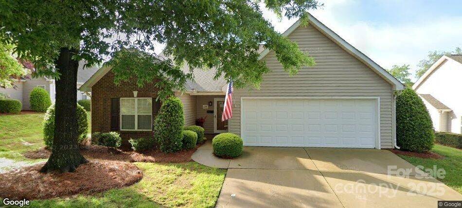 125 Oak Village Pkwy, Mooresville, NC 28117