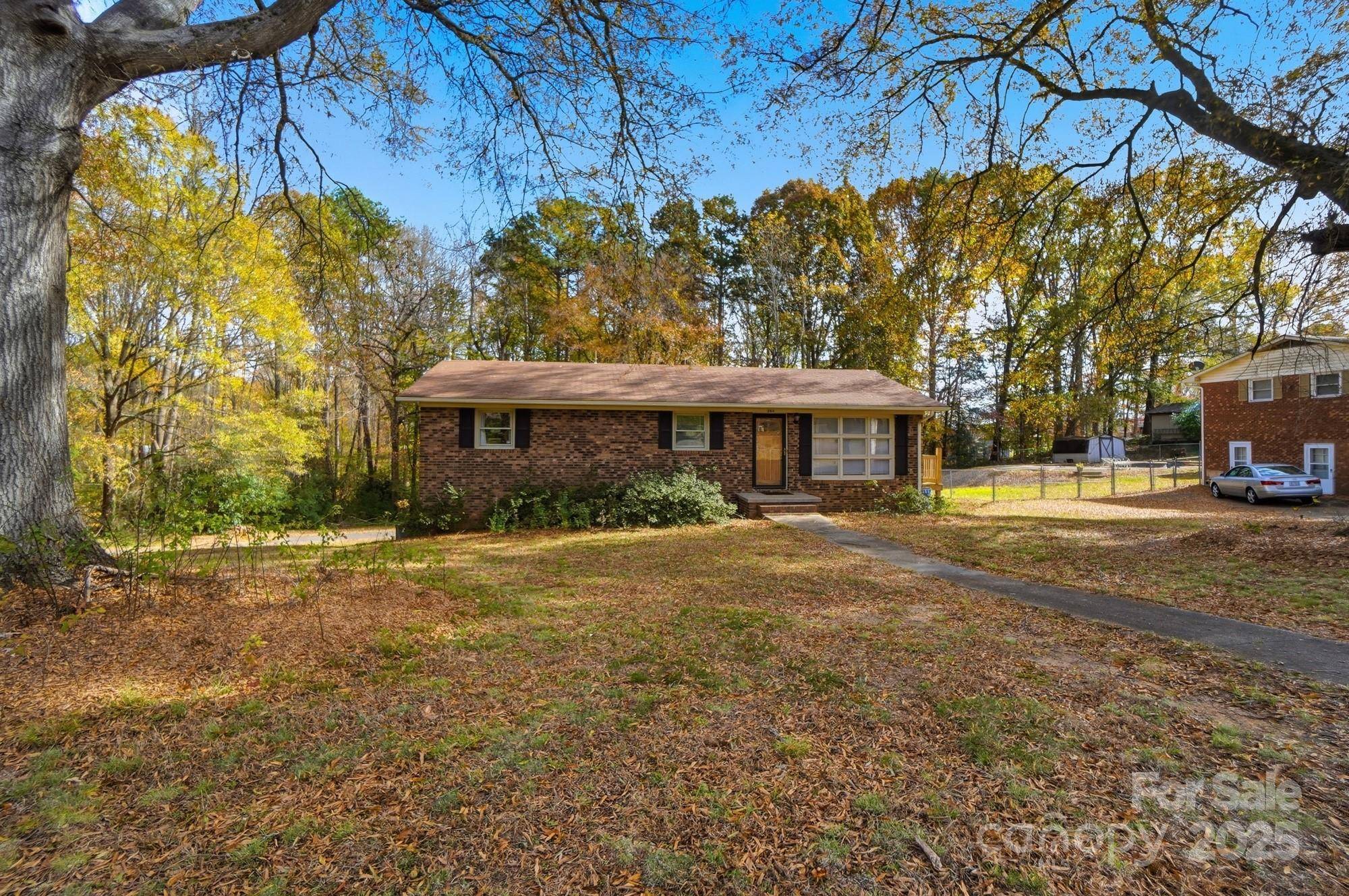 304 Tanglewood DR, Kannapolis, NC 28081