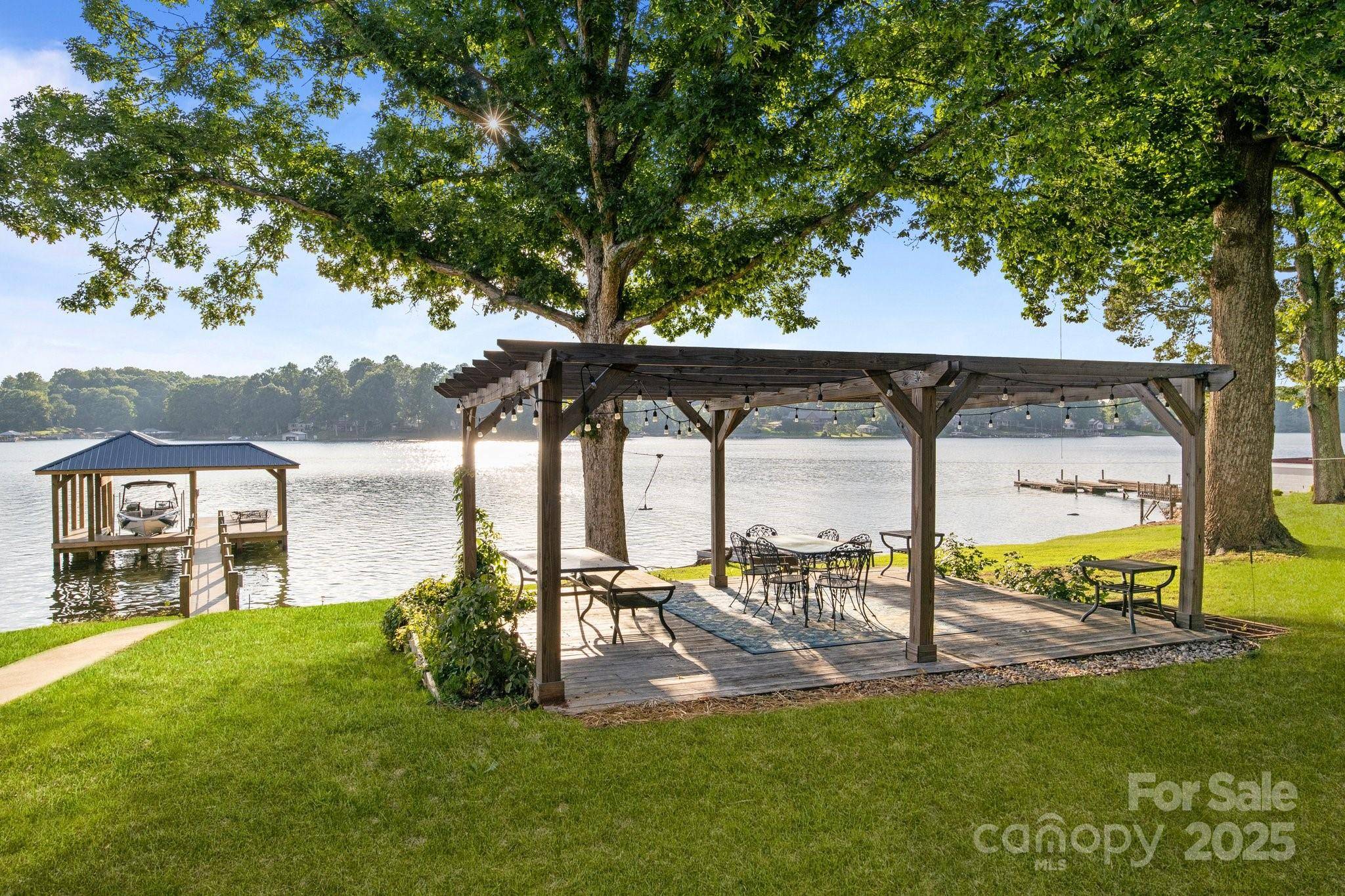 4159 Todd ST, Sherrills Ford, NC 28673