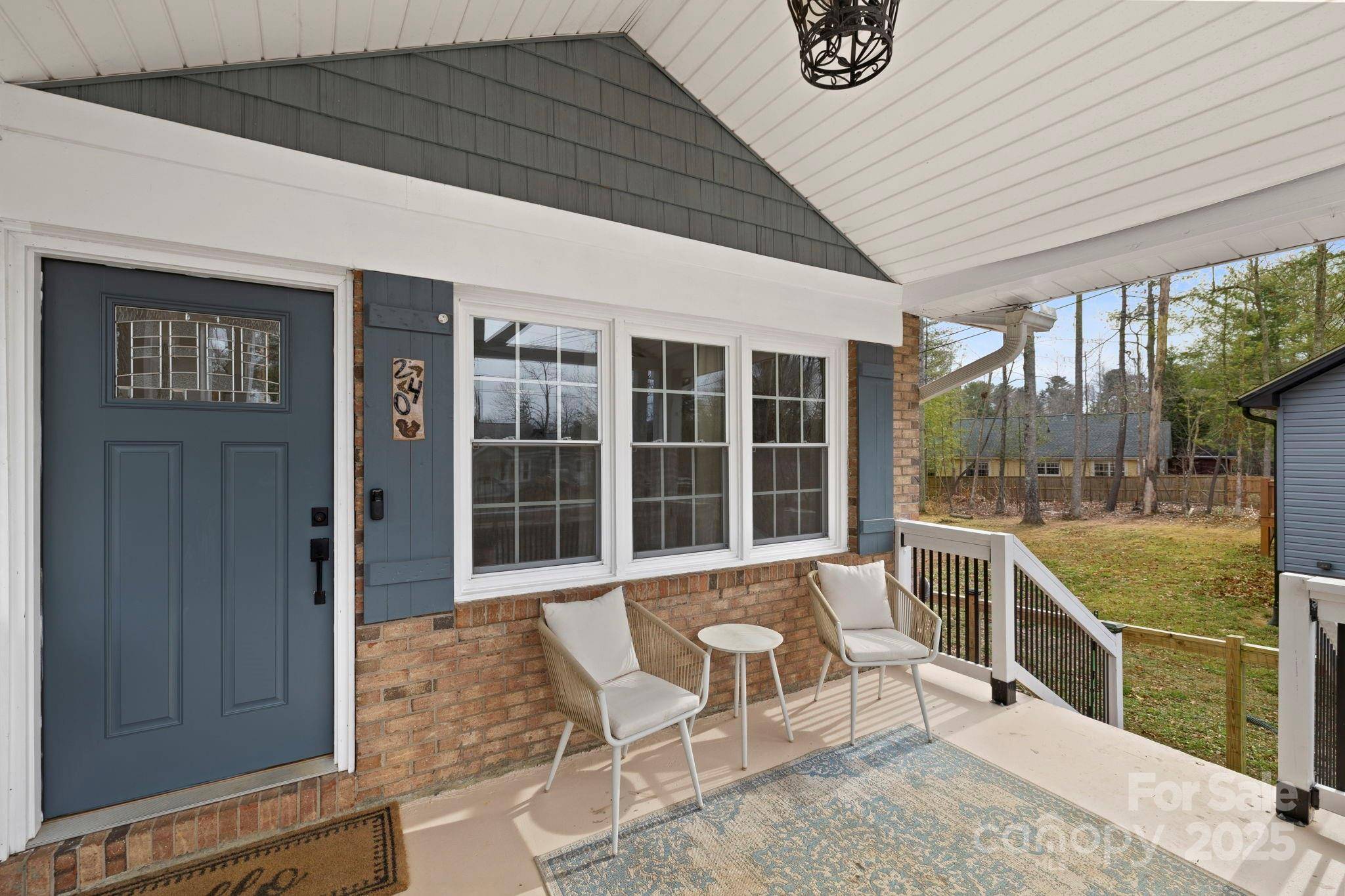240 Markley DR, Flat Rock, NC 28731
