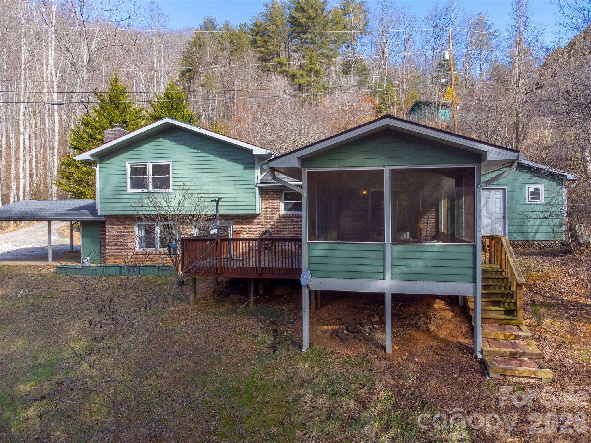 1037 N Country Club DR, Cullowhee, NC 28723
