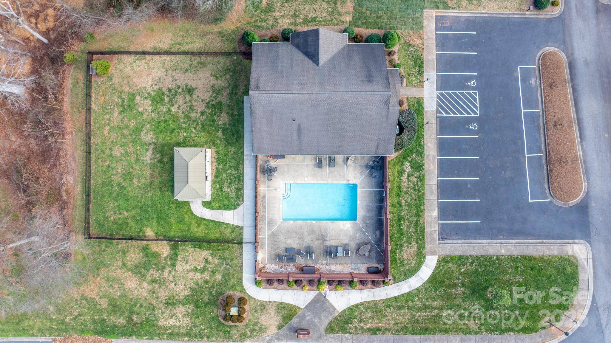 906 3rd Street DR NE, Conover, NC 28613