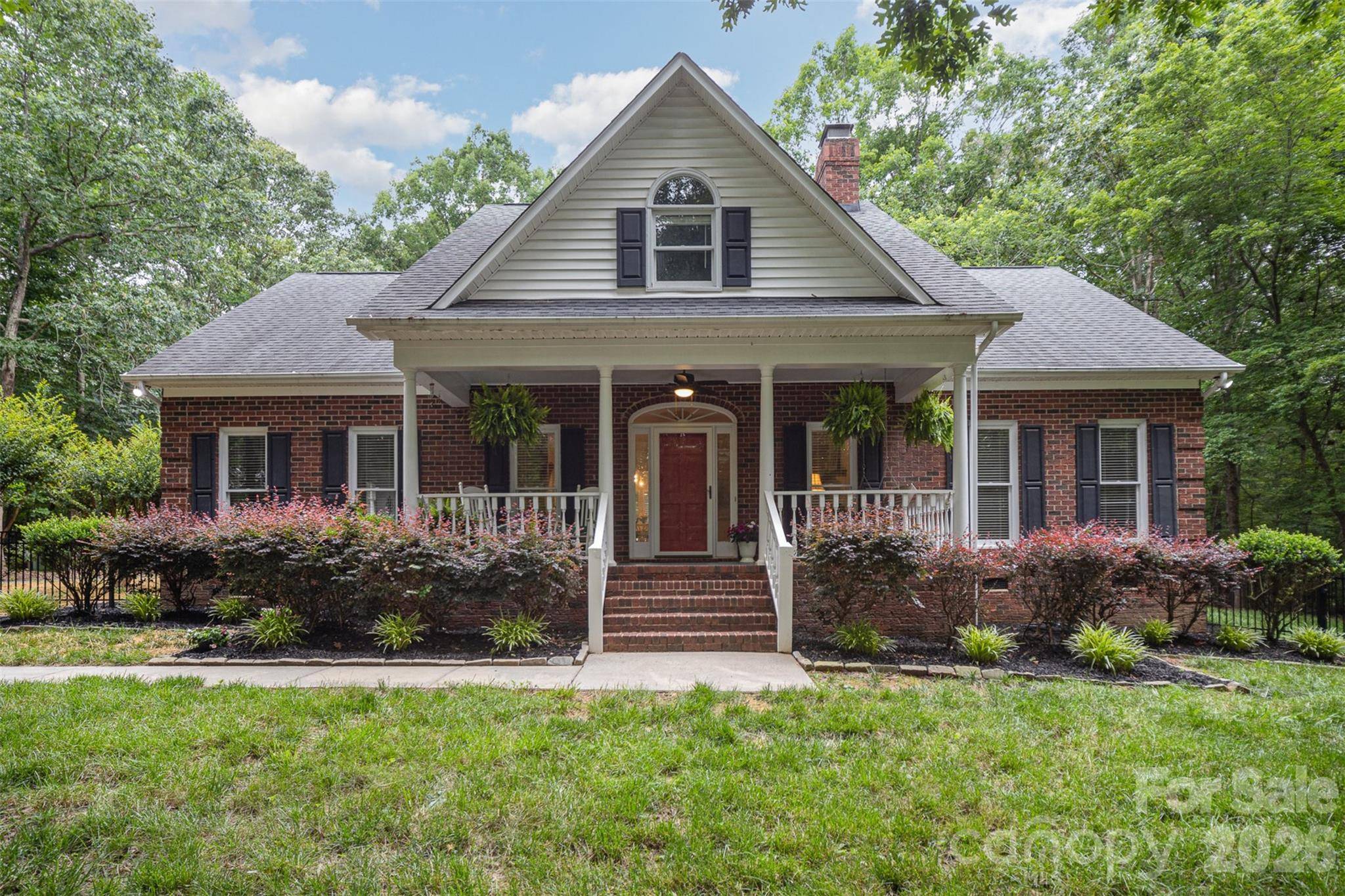 7408 Mockingbird LN, Waxhaw, NC 28173