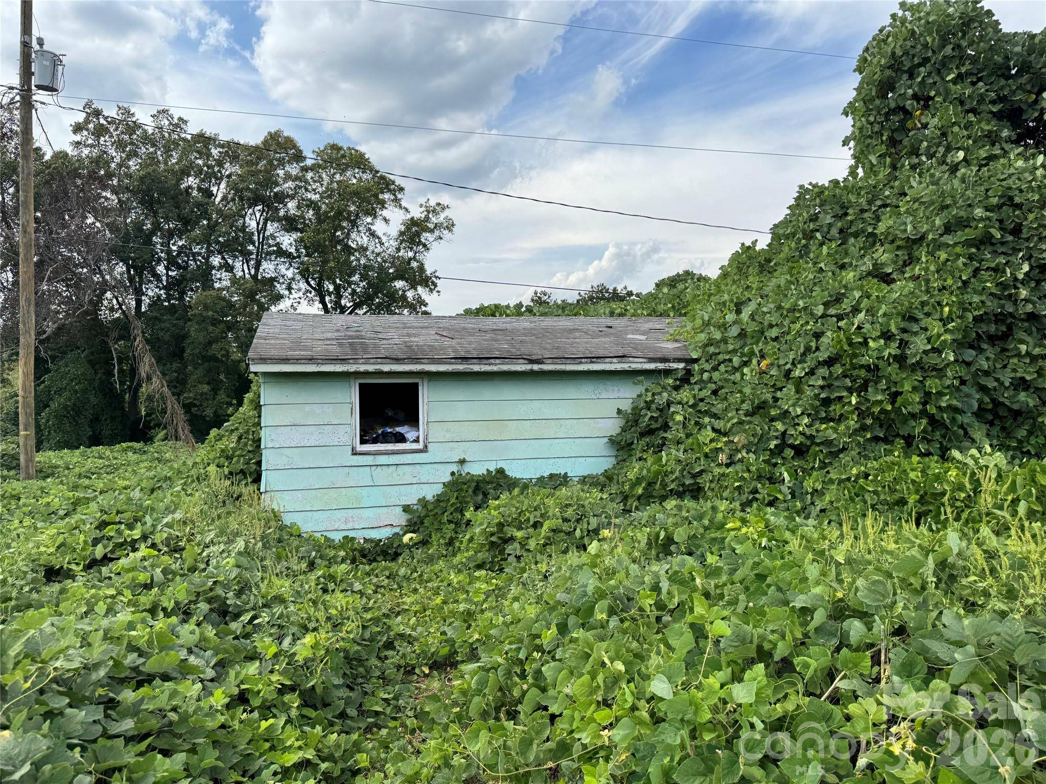 1523 Washington LN, Catawba, NC 28609