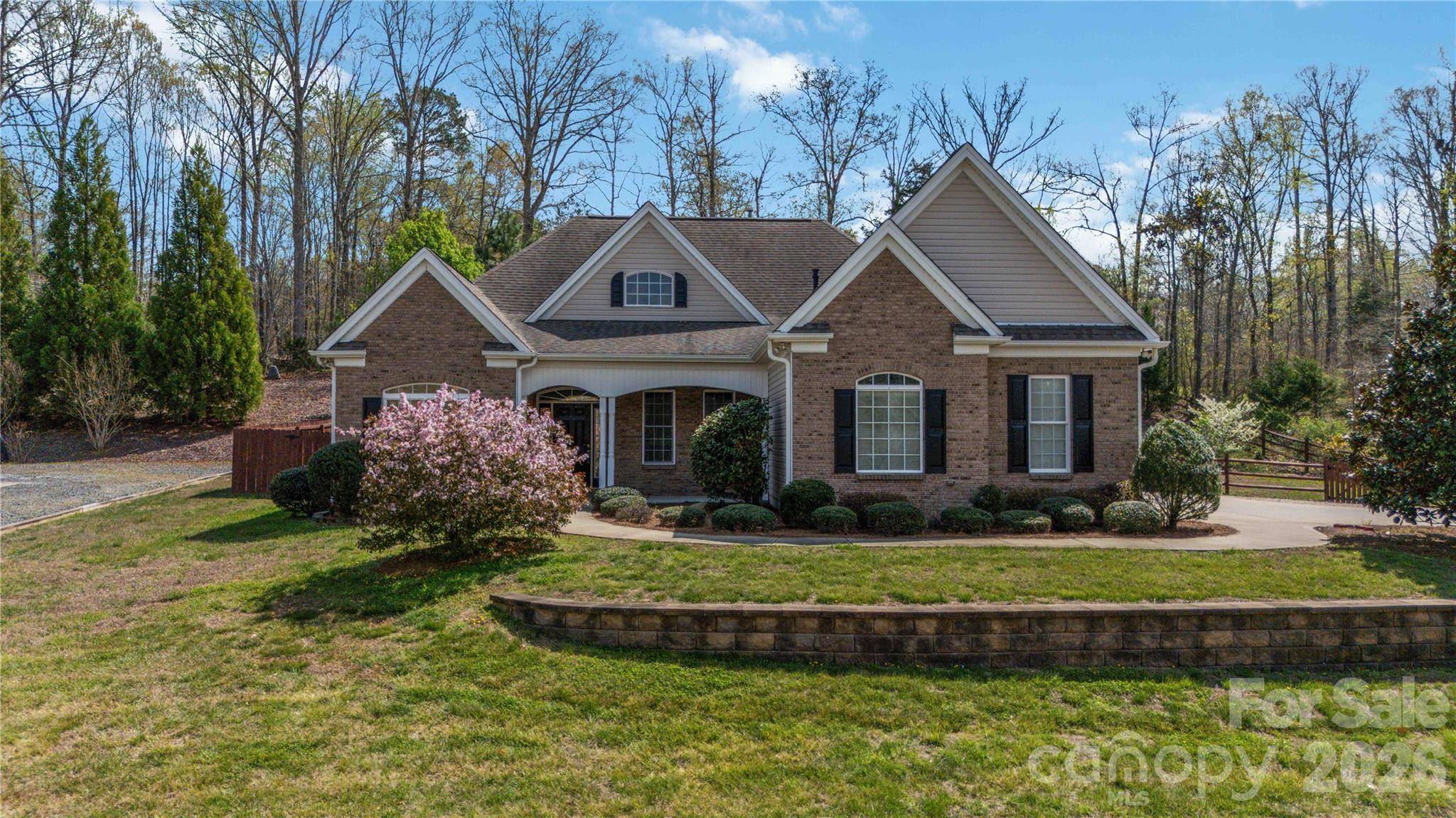 345 Clarendon Estates DR, Clover, SC 29710