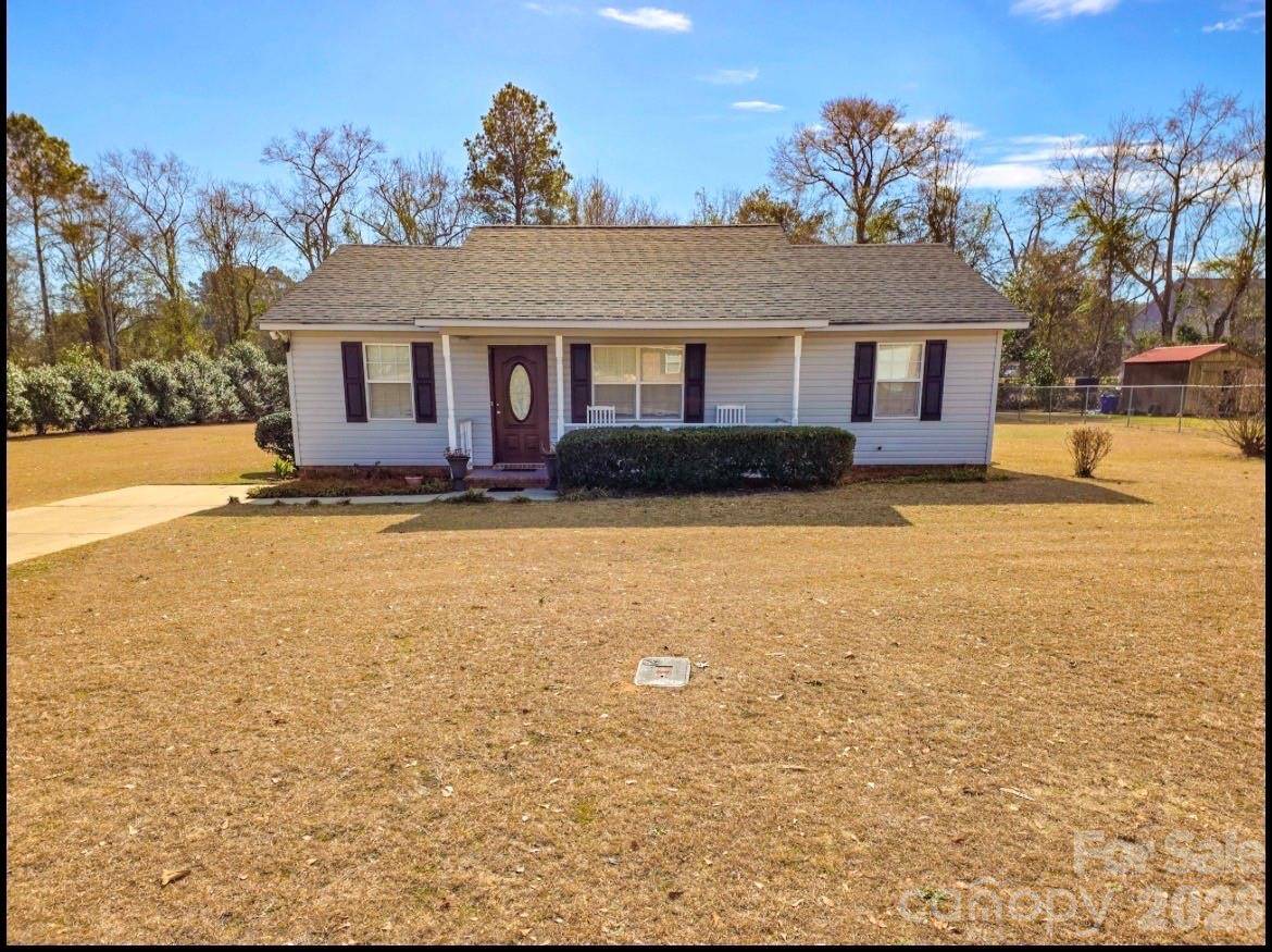 3313 Annie ST, Dalzell, SC 29040