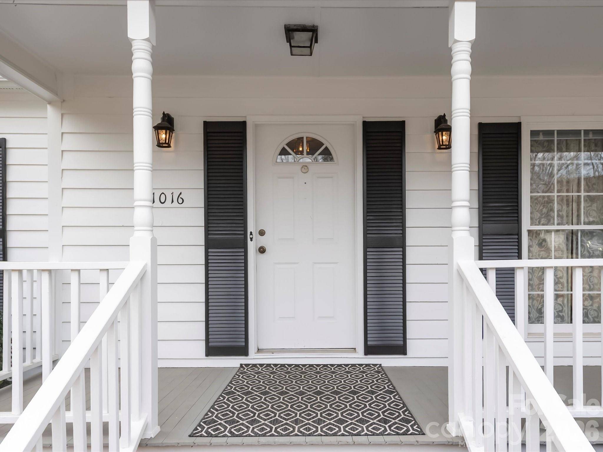 1016 Concord RD, Davidson, NC 28036