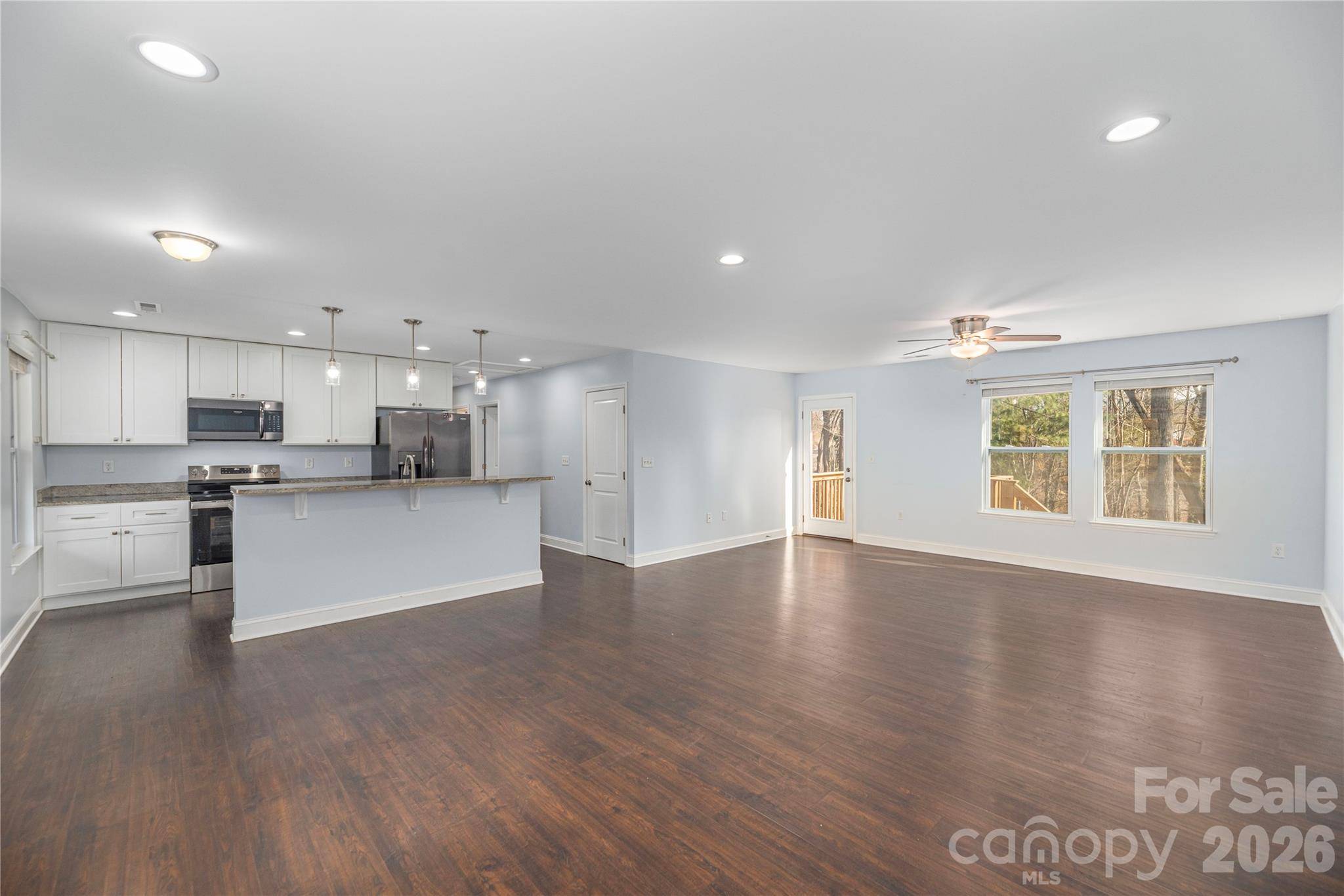 113 Tail Feather LN, Candler, NC 28715