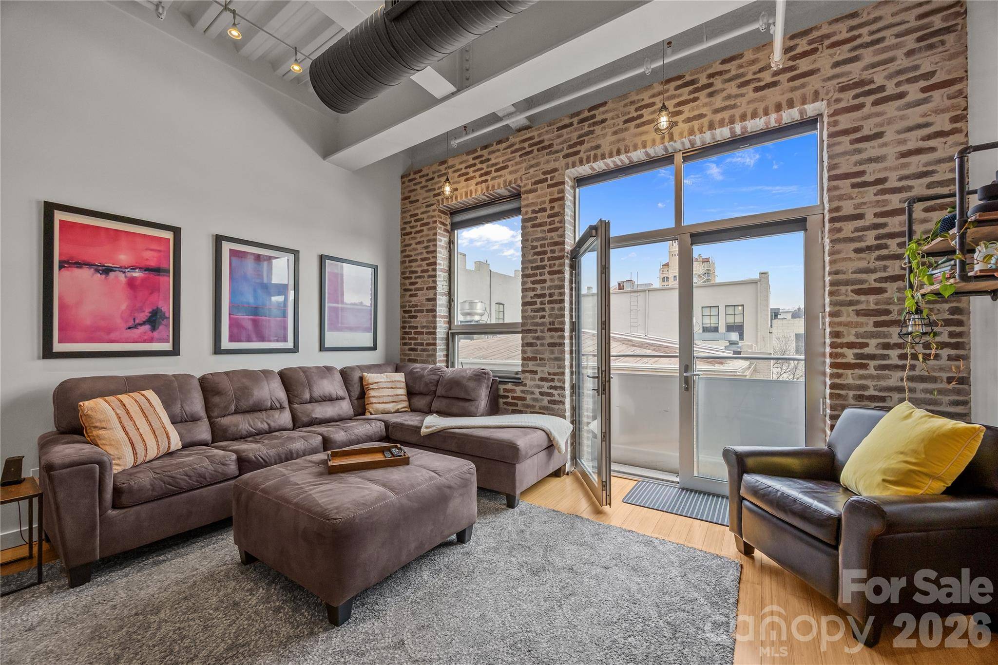 12 S Lexington AVE #401, Asheville, NC 28801