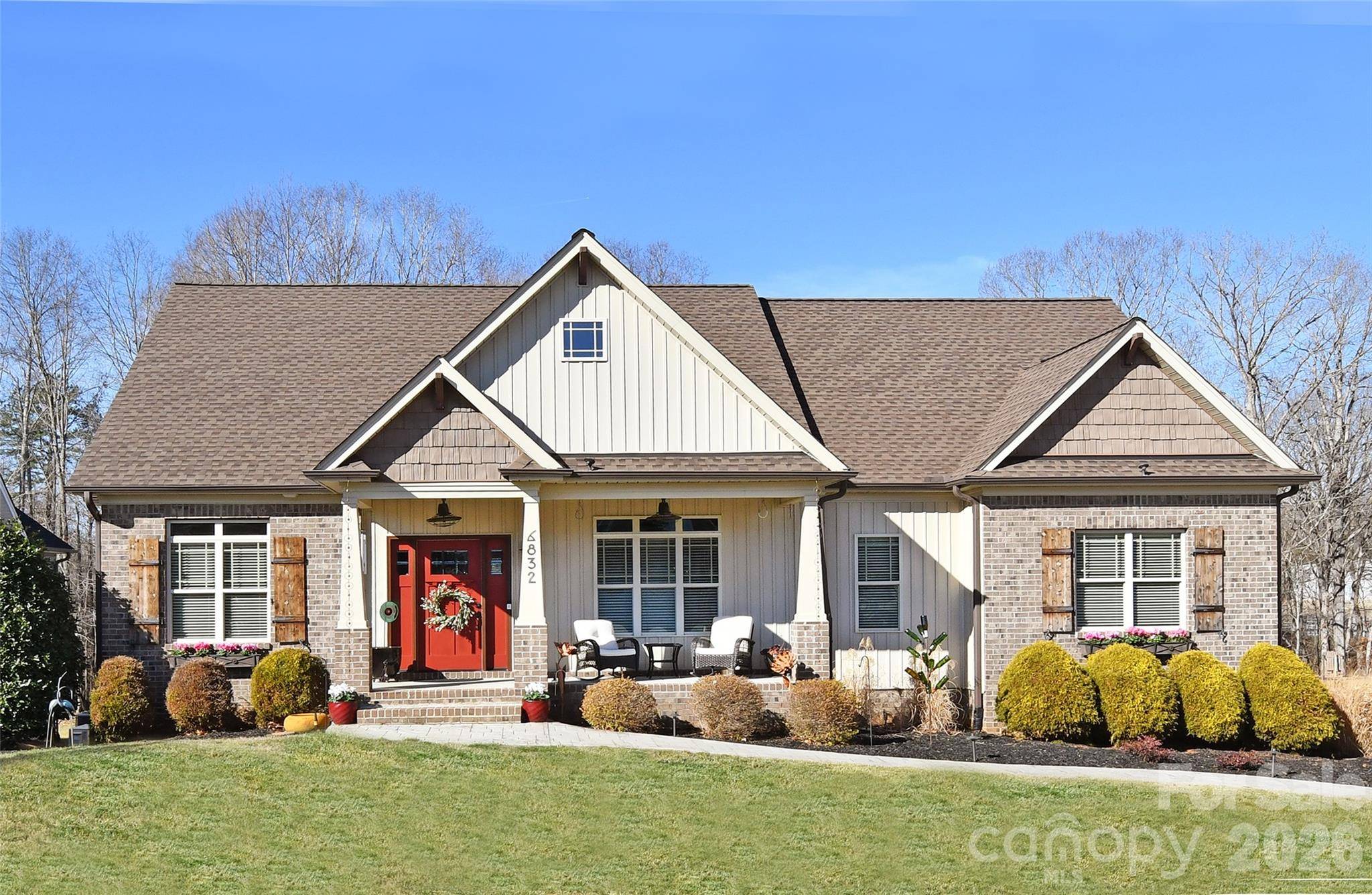 6832 Orchard Path DR, Clemmons, NC 27012