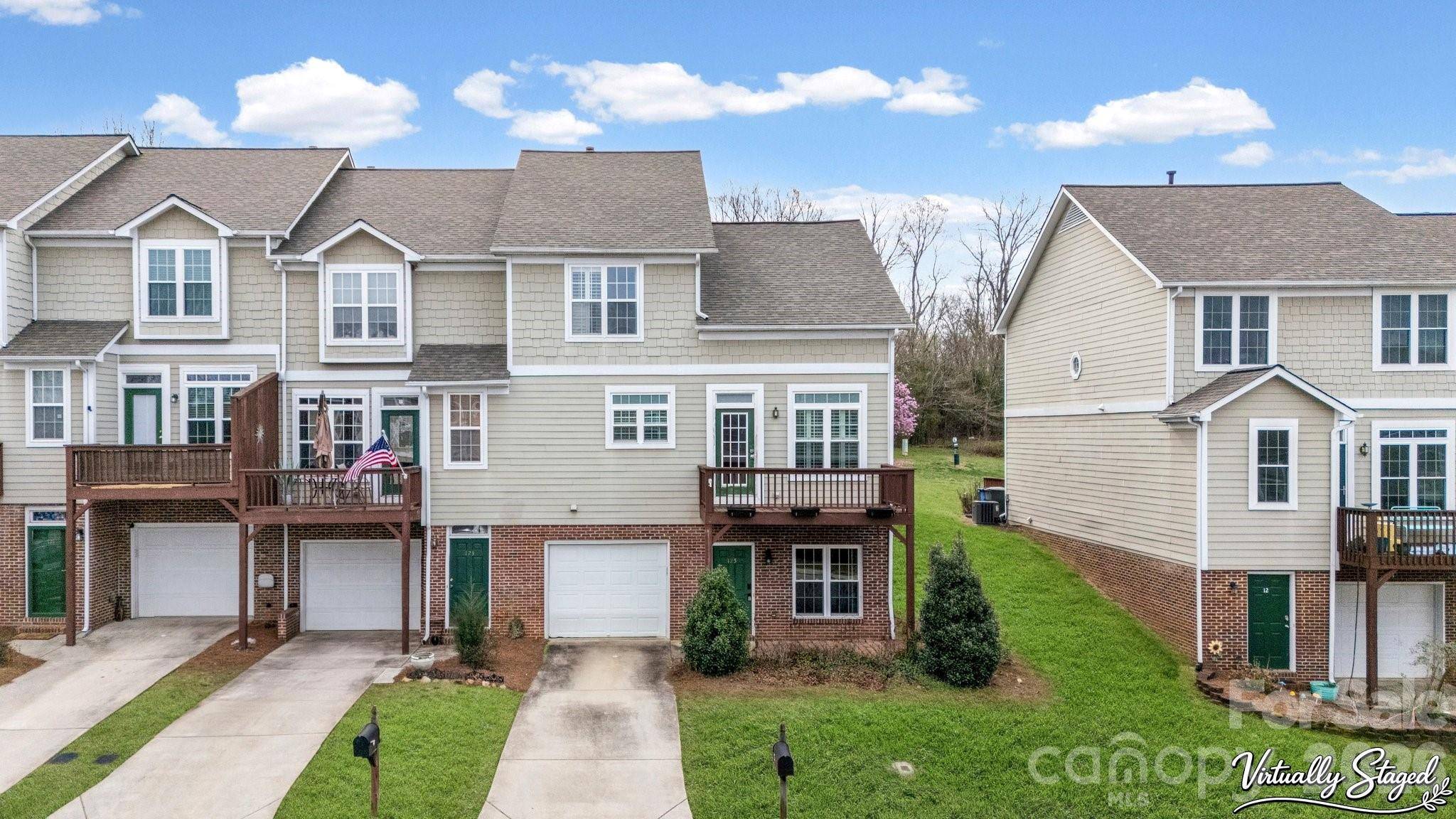 125 Forest Ridge RD, Mooresville, NC 28117