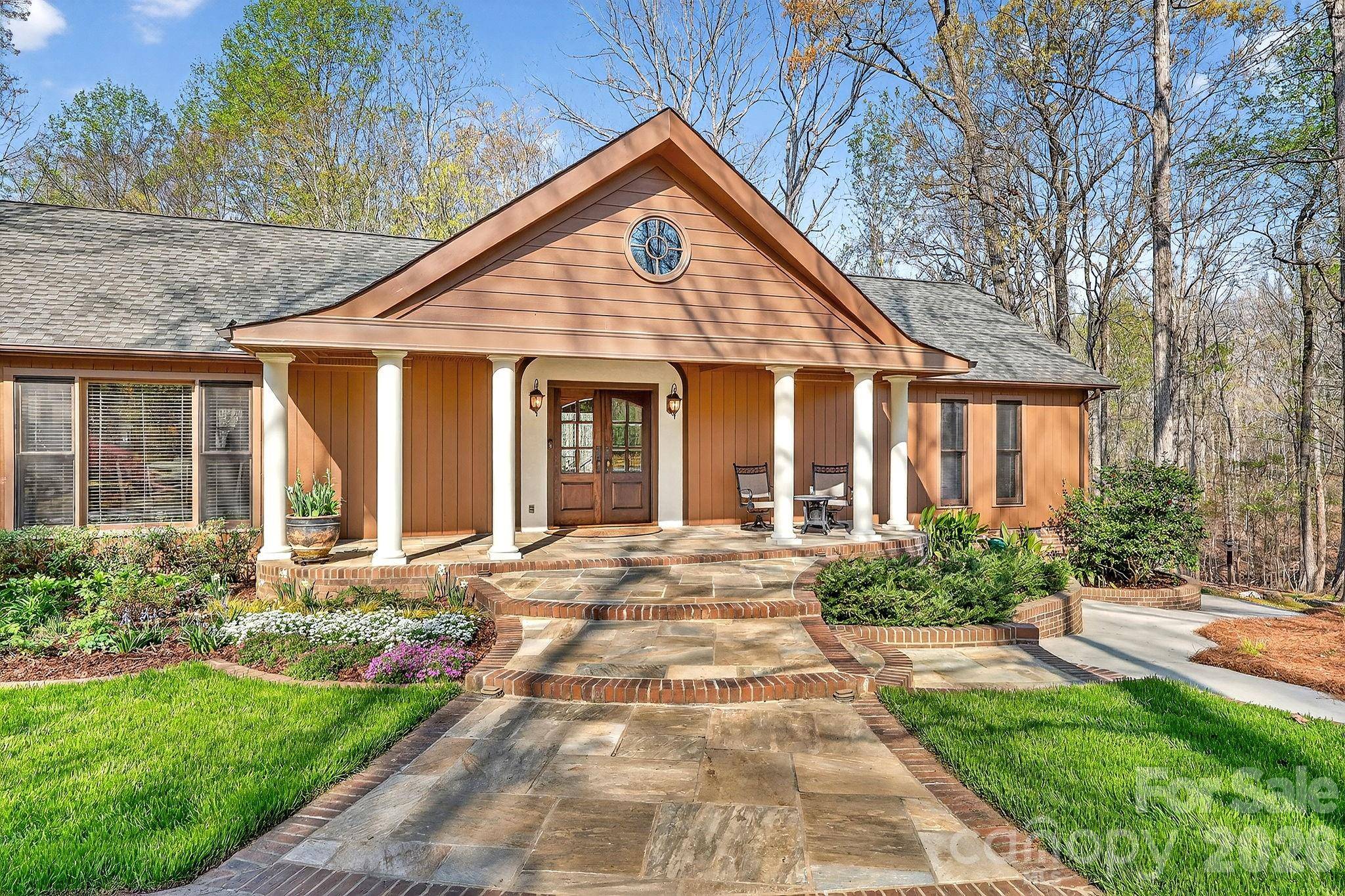 2816 Blythe RD, Waxhaw, NC 28173