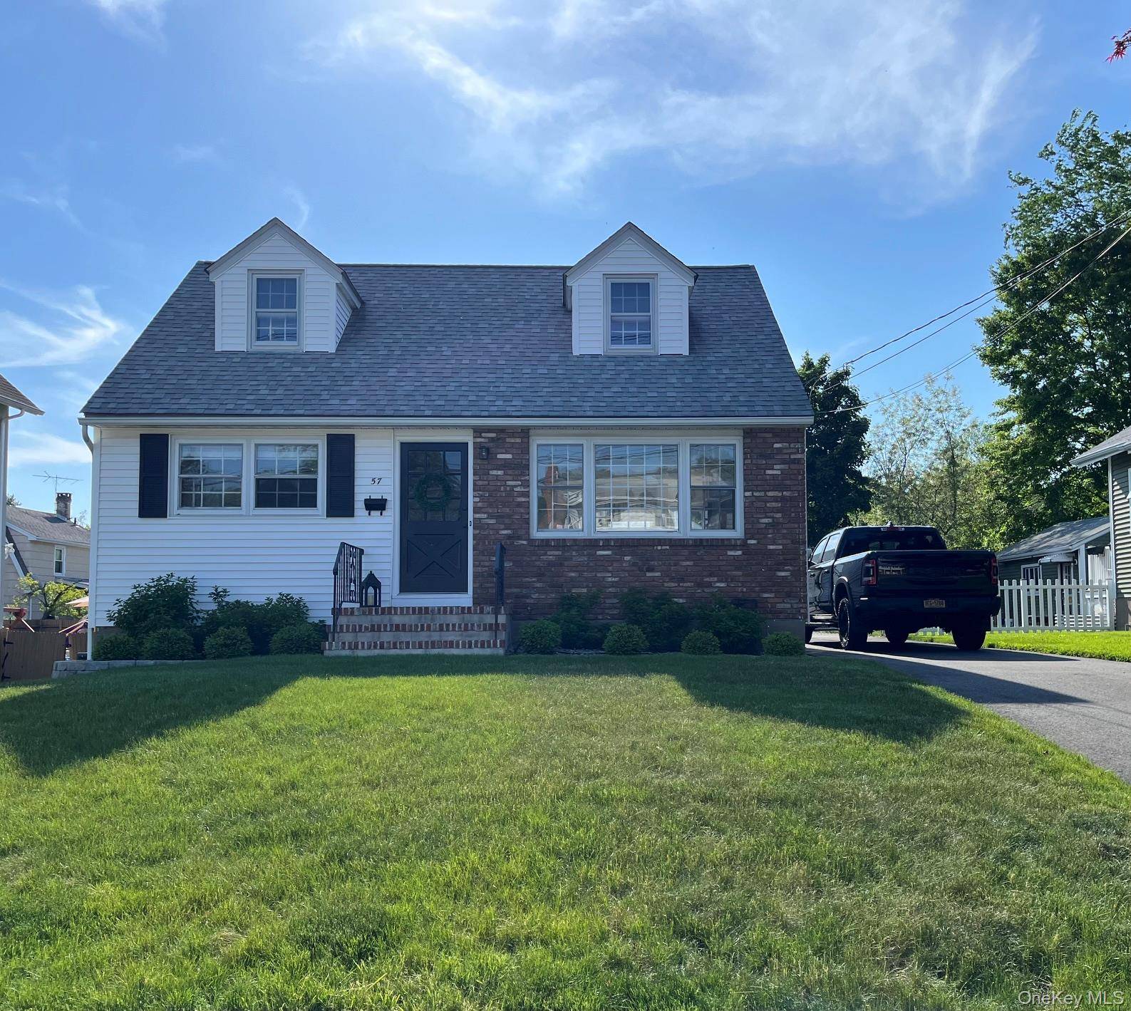 57 Riverside DR, Suffern, NY 10901