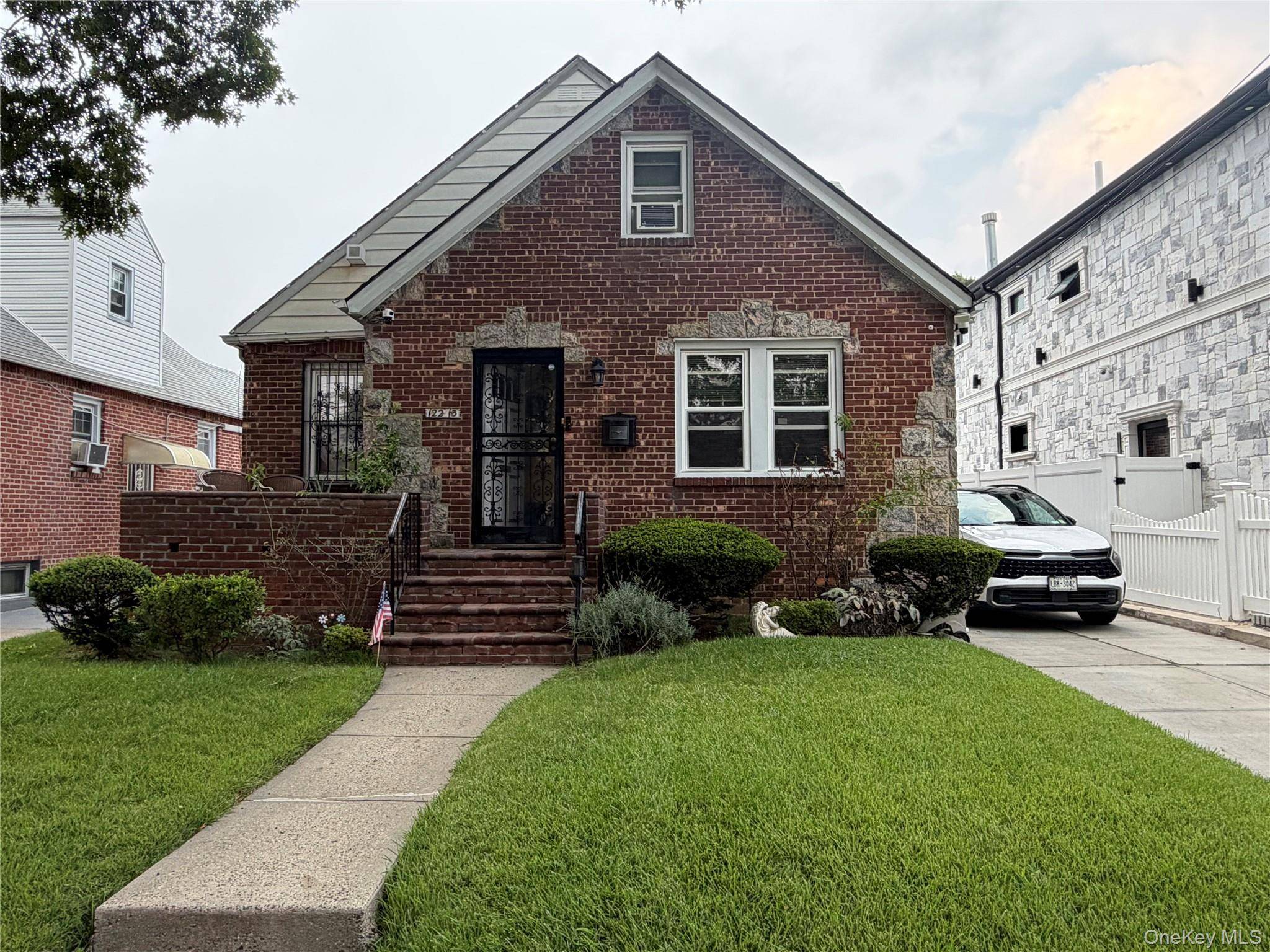 122-13 149th AVE, South Ozone Park, NY 11420