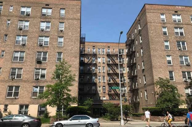 42-45 Kissena Boulevard #6M, Flushing, NY 11355