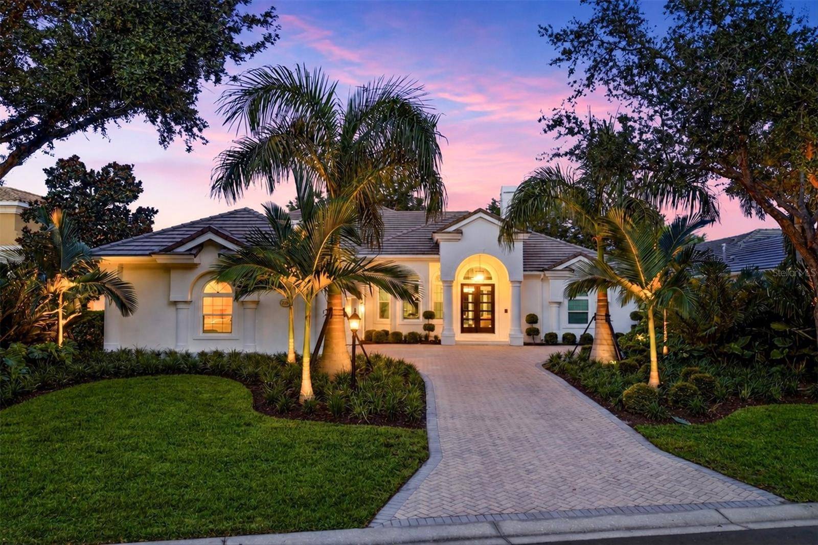 7257 GREYSTONE ST, Lakewood Ranch, FL 34202