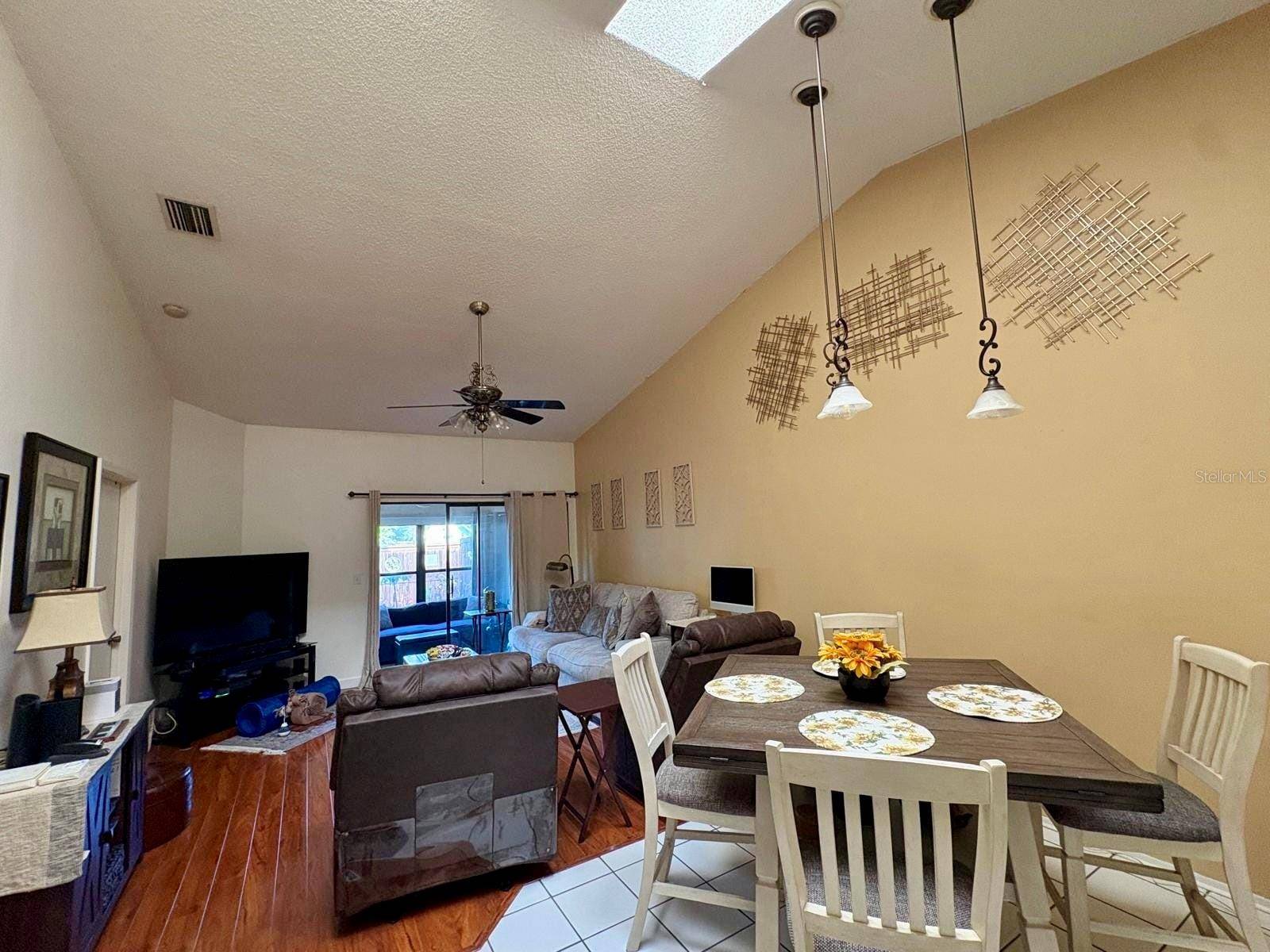 2466 ALHAMBRA ST, Clearwater, FL 33761