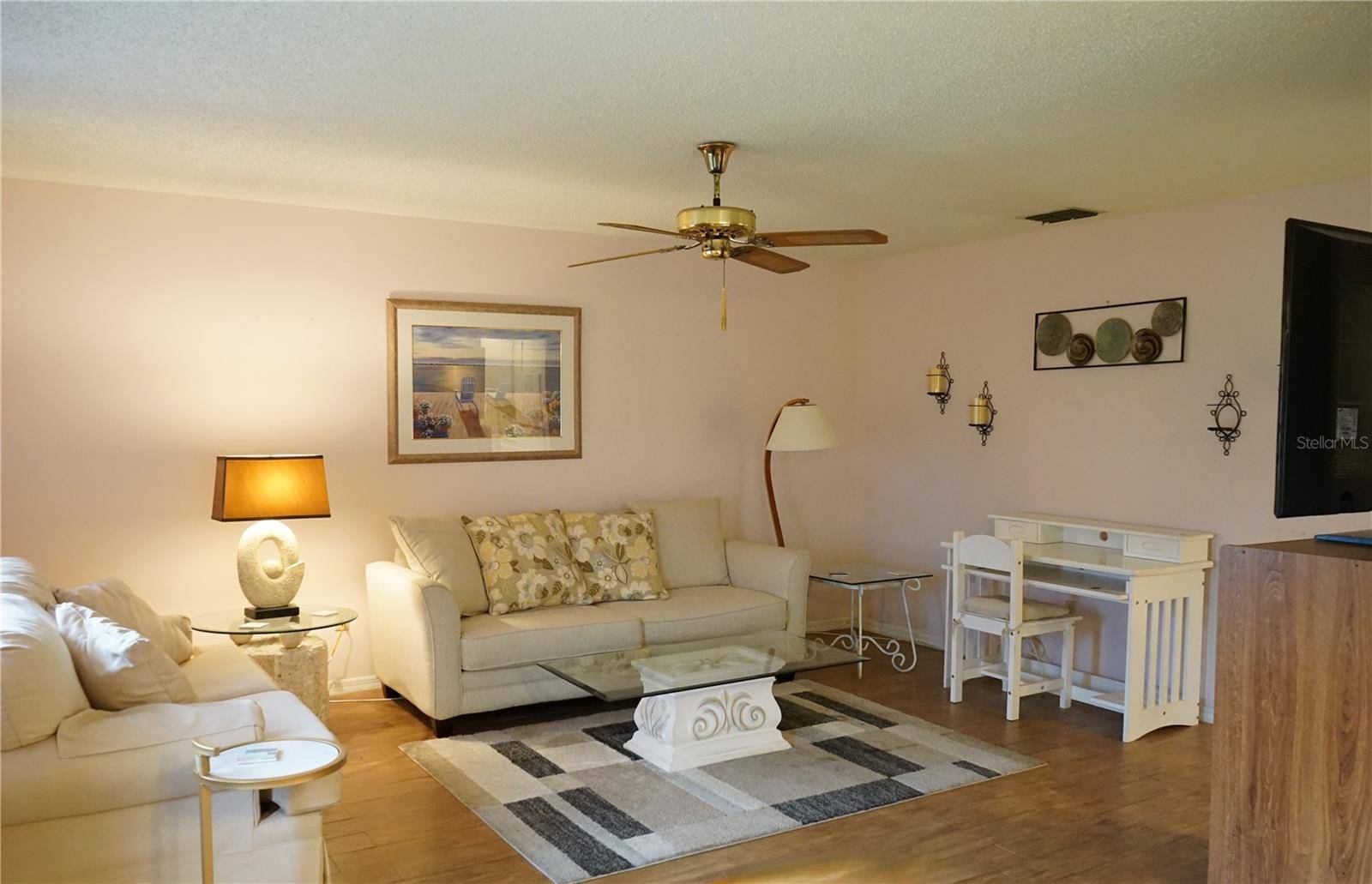 1904 CANTERBURY LN #24, Sun City Center, FL 33573