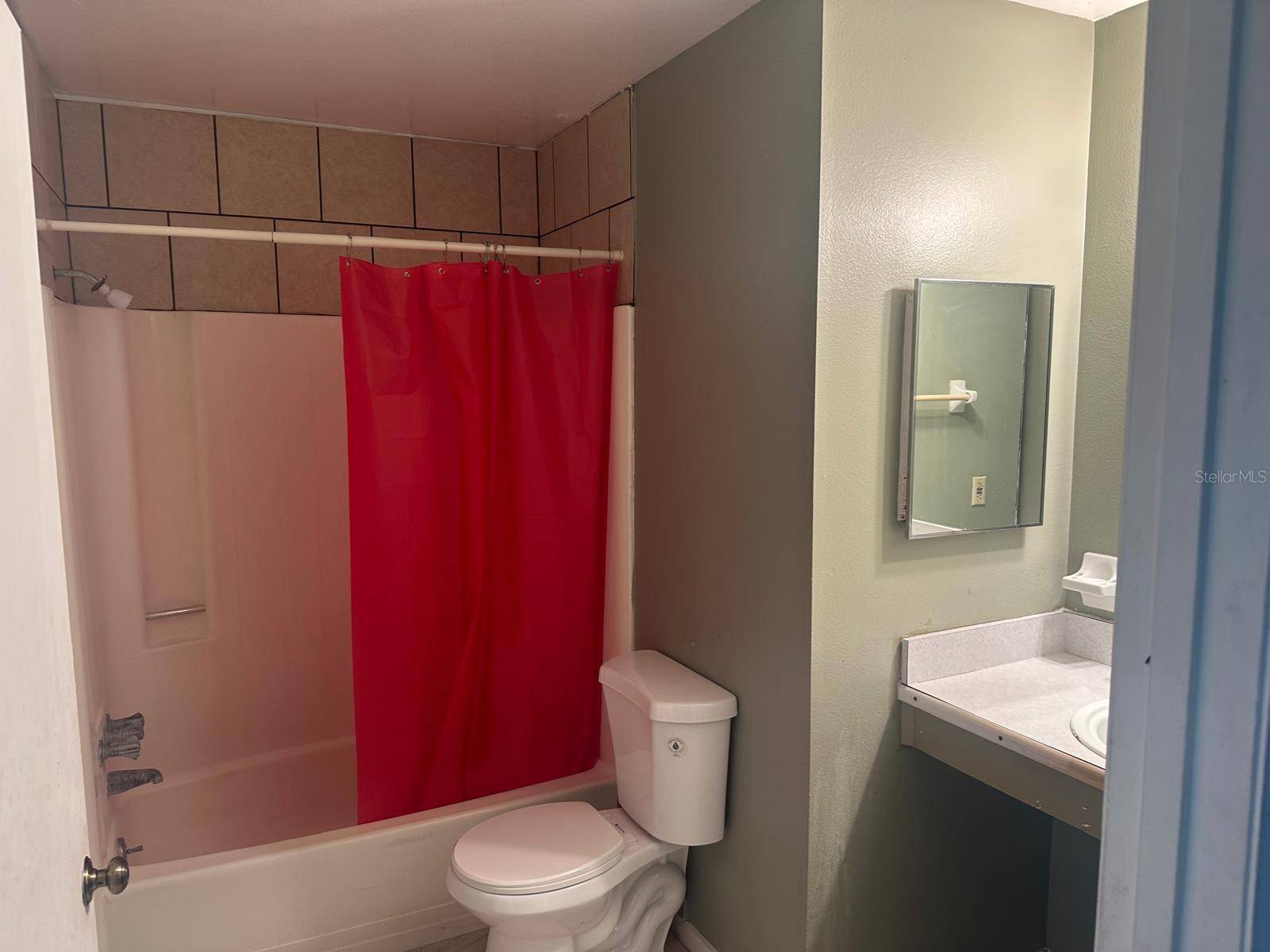 214 N CHESTNUT RD, Lakeland, FL 33815