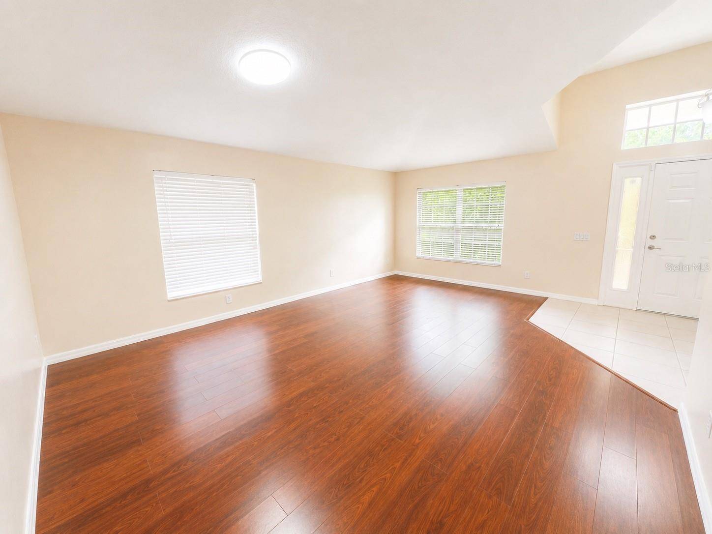 3207 CLOVER BLOSSOM CIR, Land O Lakes, FL 34638