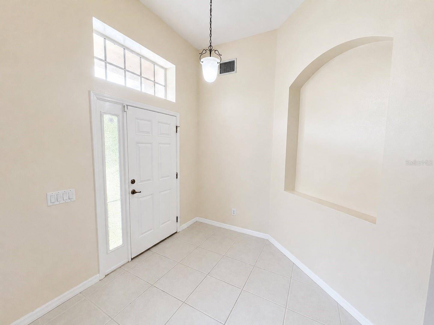 3207 CLOVER BLOSSOM CIR, Land O Lakes, FL 34638