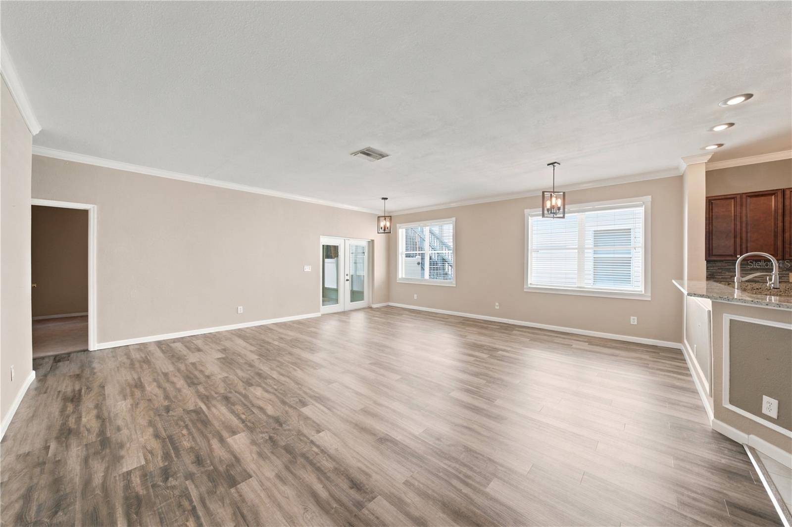 2318 W CHERRY ST, Tampa, FL 33607