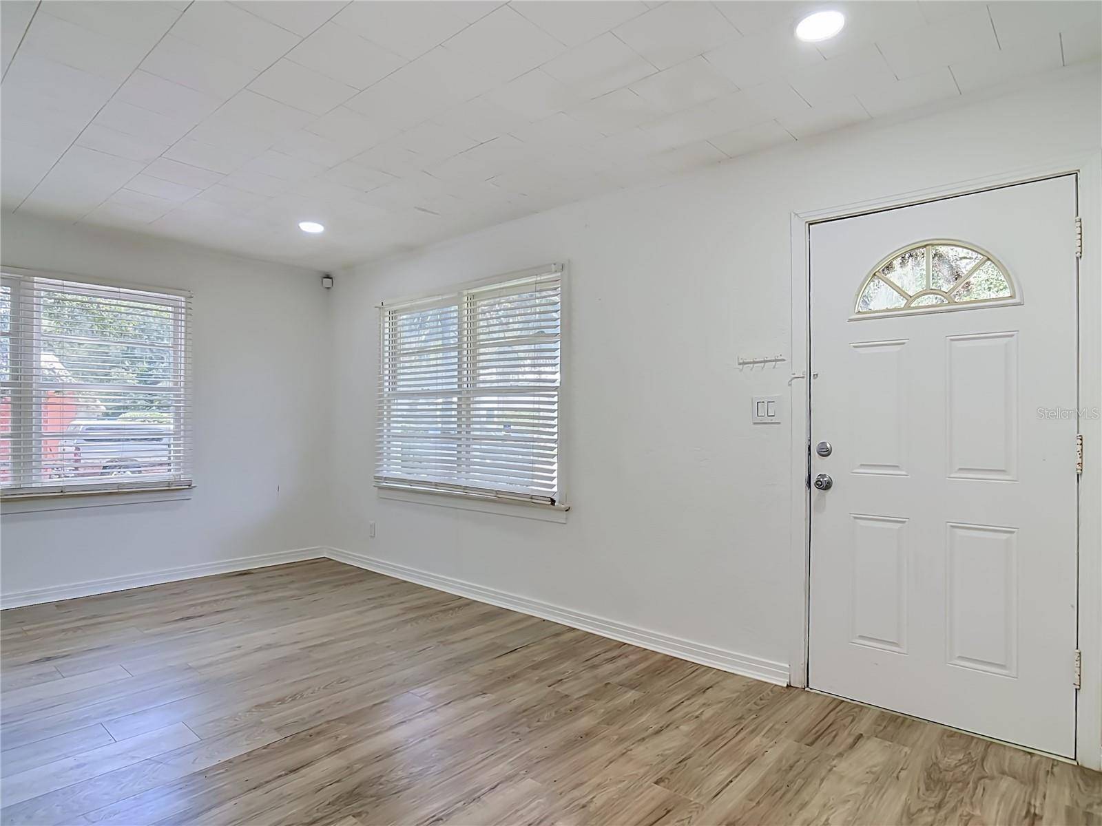 709 EDWARDS ST, Daytona Beach, FL 32114