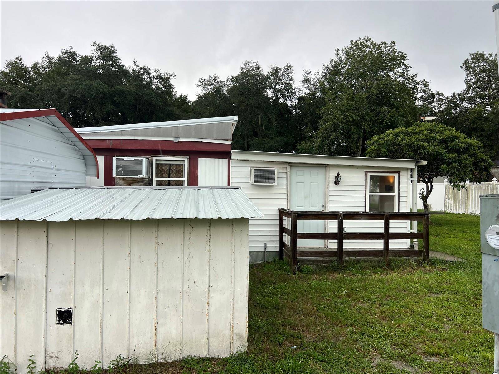 31800 E SKYLINE DR, Deland, FL 32720