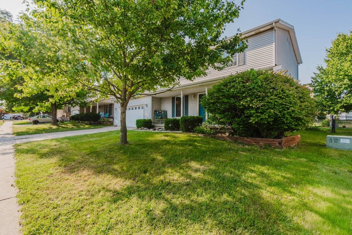 304 Jenny Lind DR, Normal, IL 61761