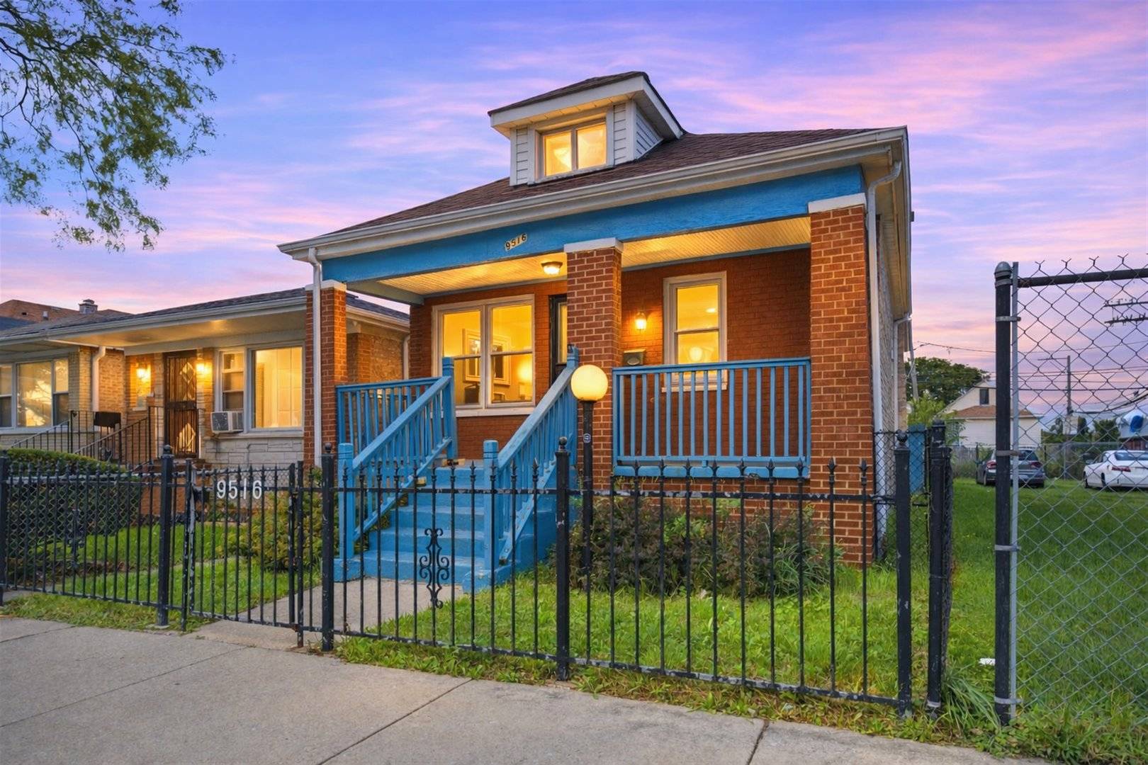 9516 S Yale AVE, Chicago, IL 60628