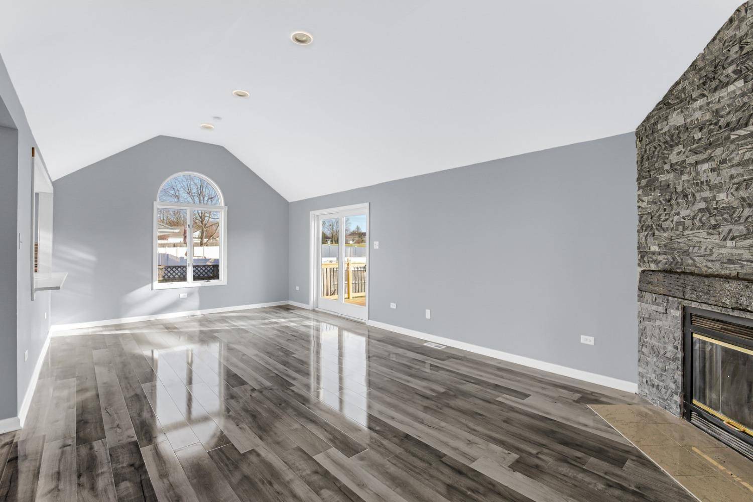 5027 Teal Terrace, Schererville, IN 46375