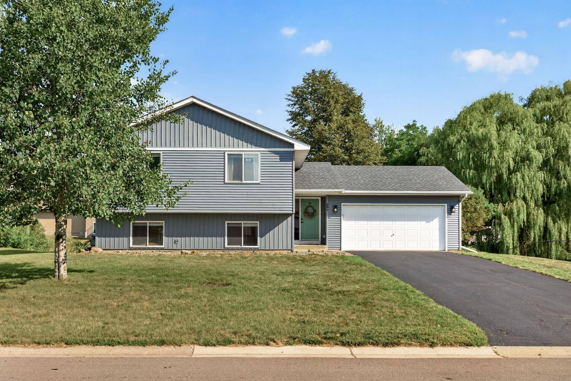 6877 174th ST W, Farmington, MN 55024
