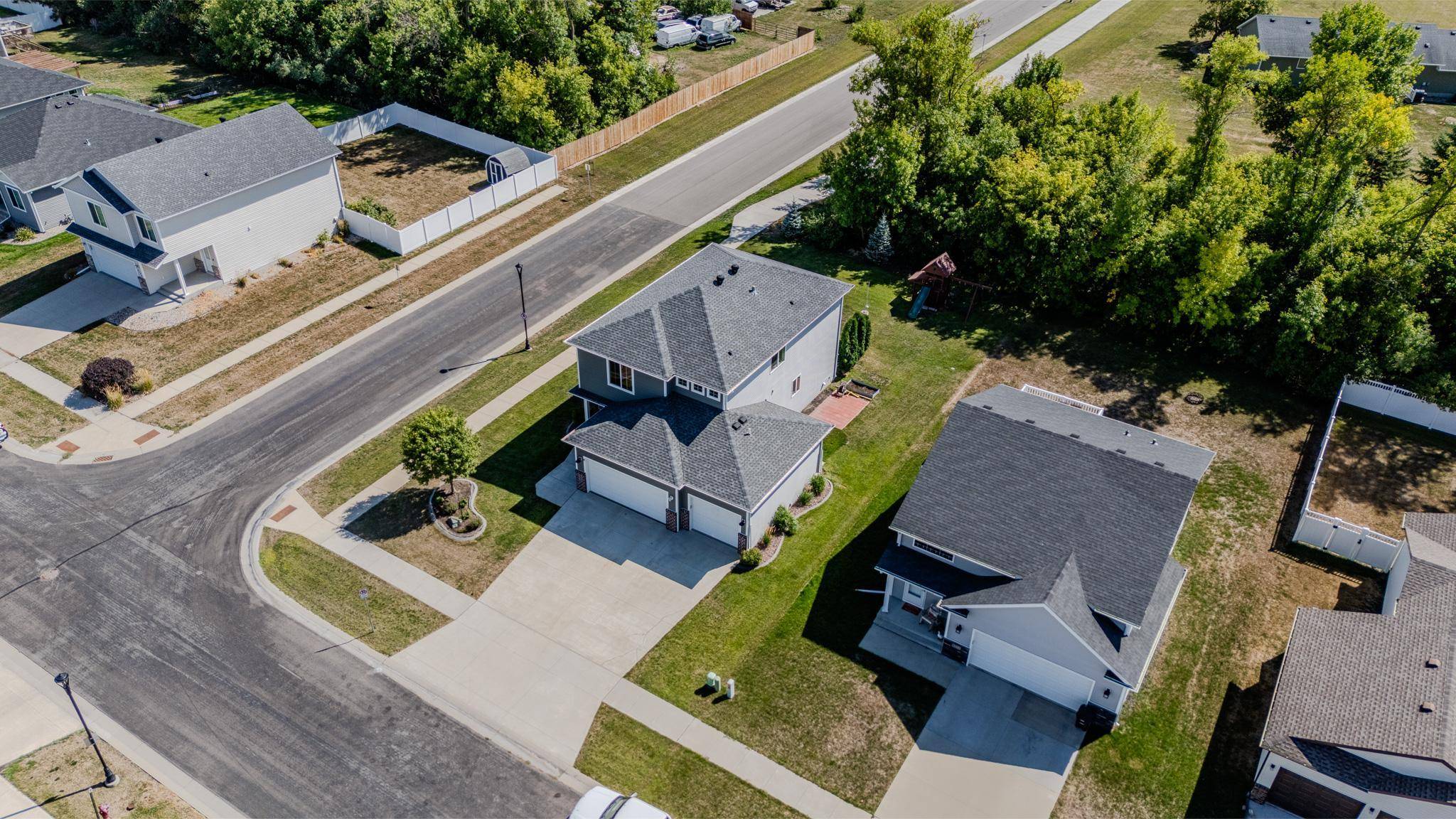 6204 63rd AVE S, Fargo, ND 58104