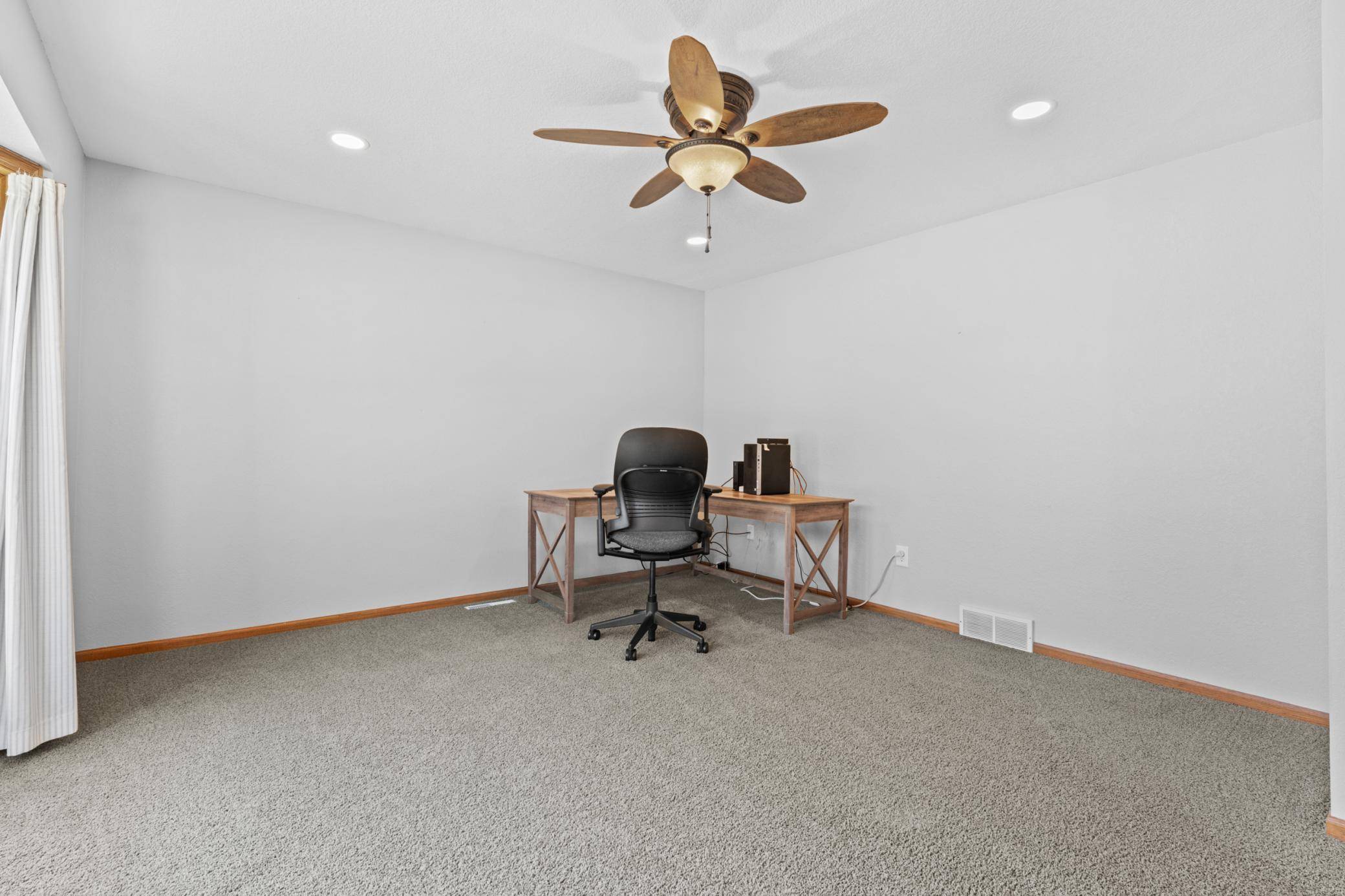 1336 Soppa DR, Saint Charles, MN 55972