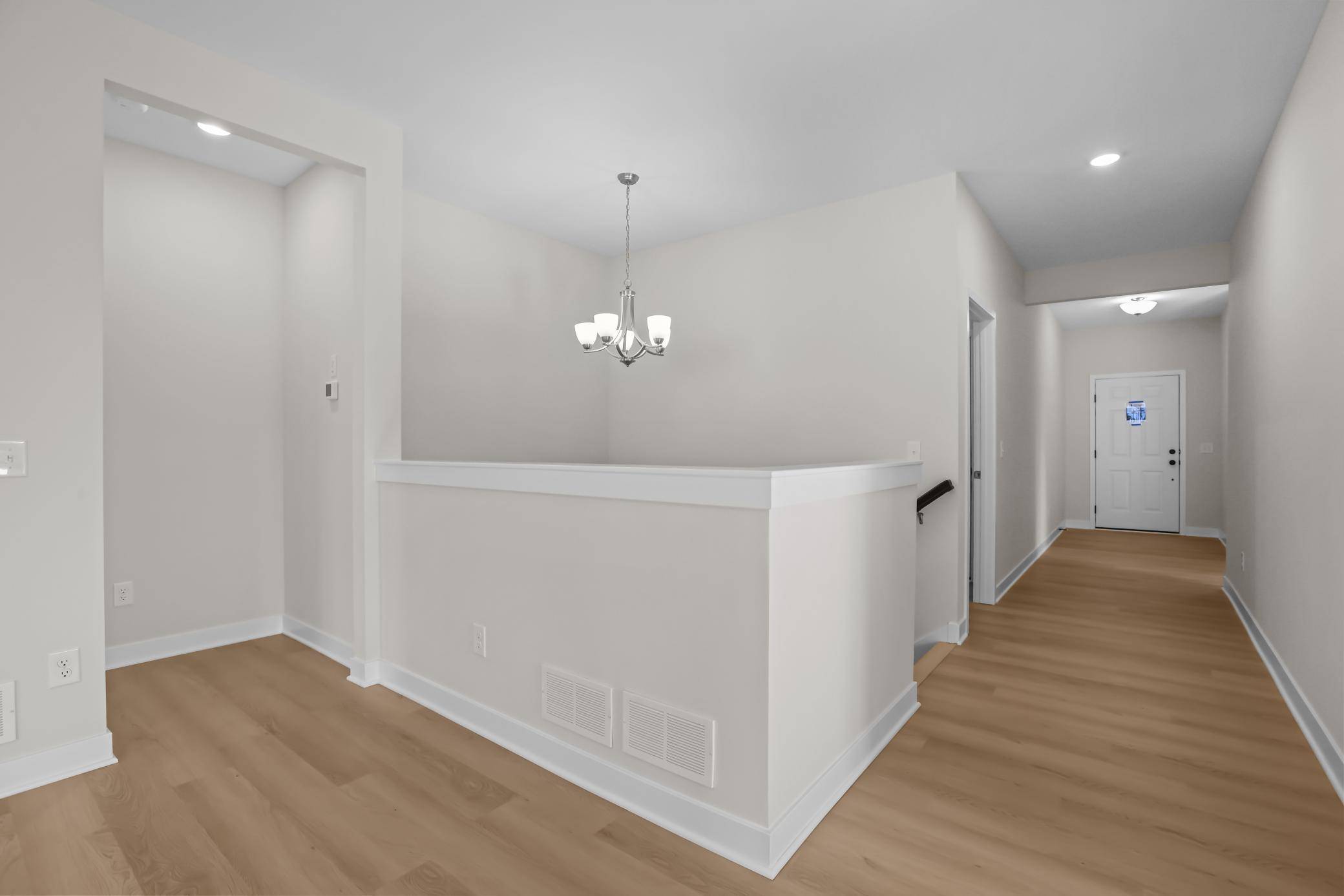 3149 Seminary DR, New Brighton, MN 55112