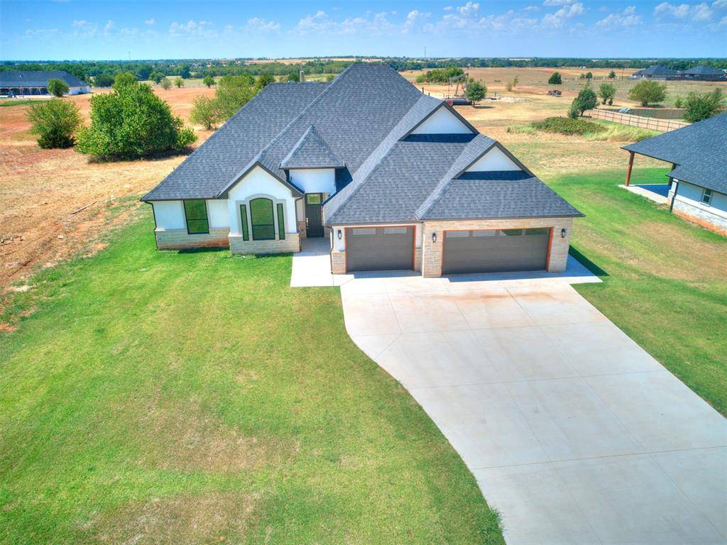 4720 Ranchero DR, Edmond, OK 73025