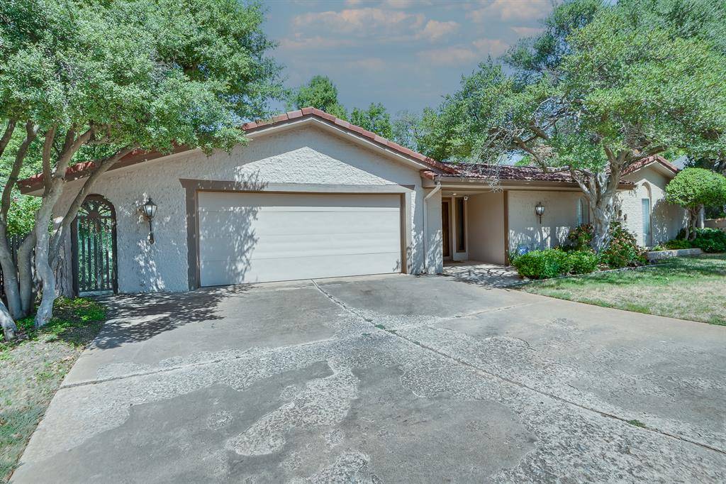 6109 Shaftsbury RD, Oklahoma City, OK 73132