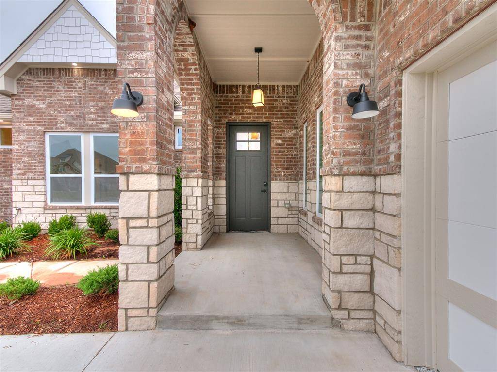 4046 Black Rock LN, Newcastle, OK 73072