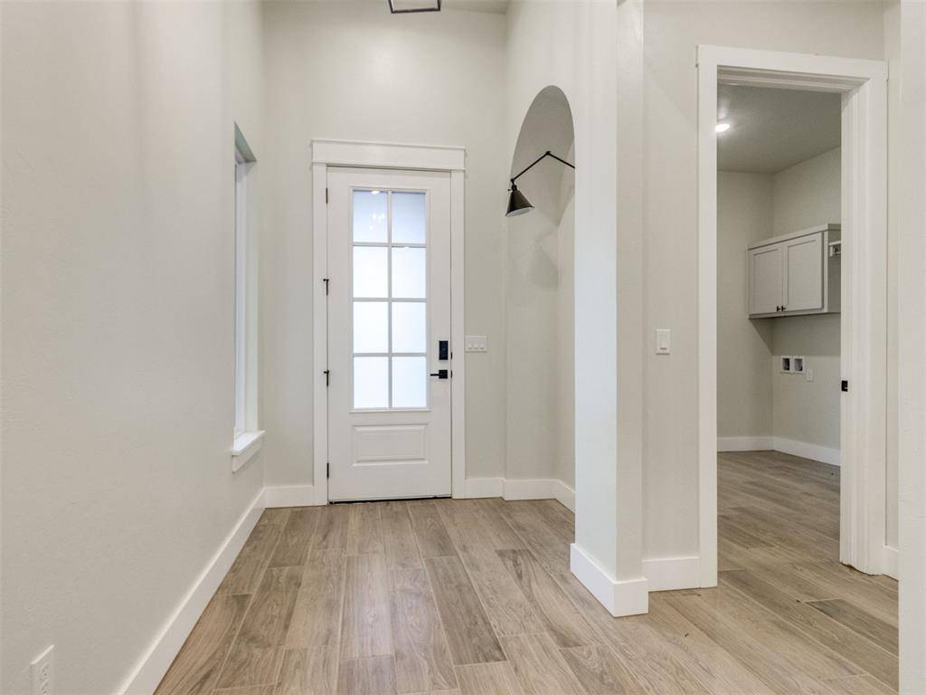 4025 Great Redwood RD, Newcastle, OK 73072
