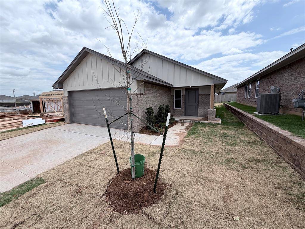 2912 NW 196th PL, Edmond, OK 73012