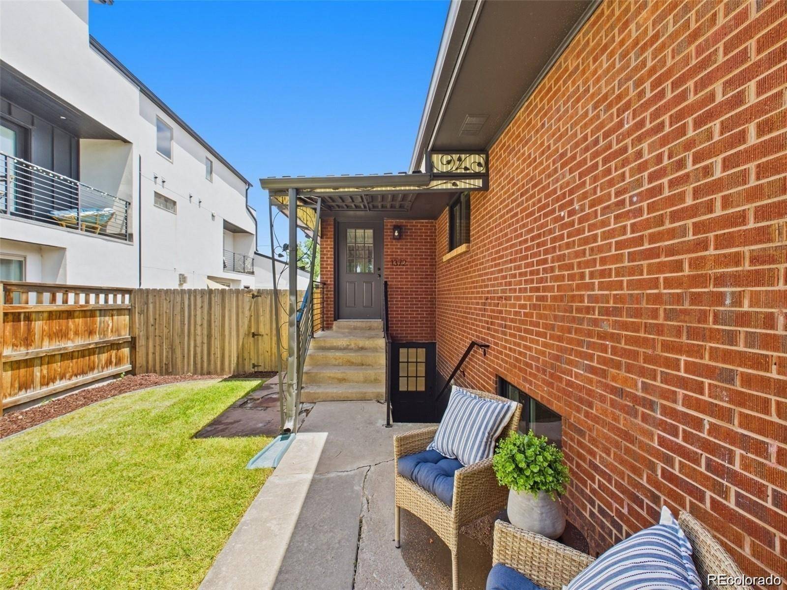 1372 Zenobia ST, Denver, CO 80204
