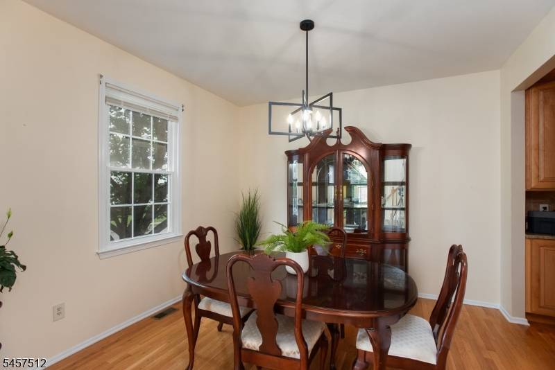 97 Fisher Dr, Hillsborough Twp., NJ 08844
