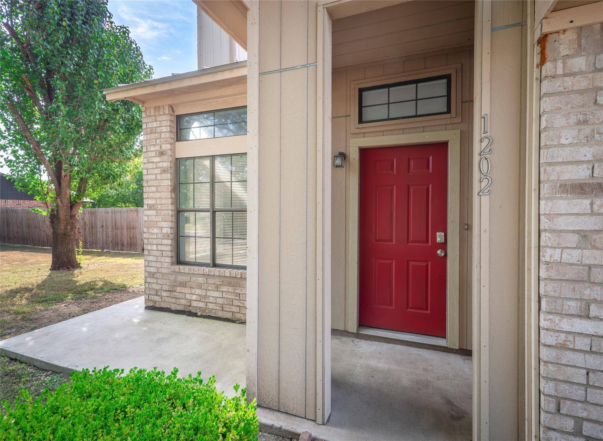 1202 Southwalk ST, Georgetown, TX 78626