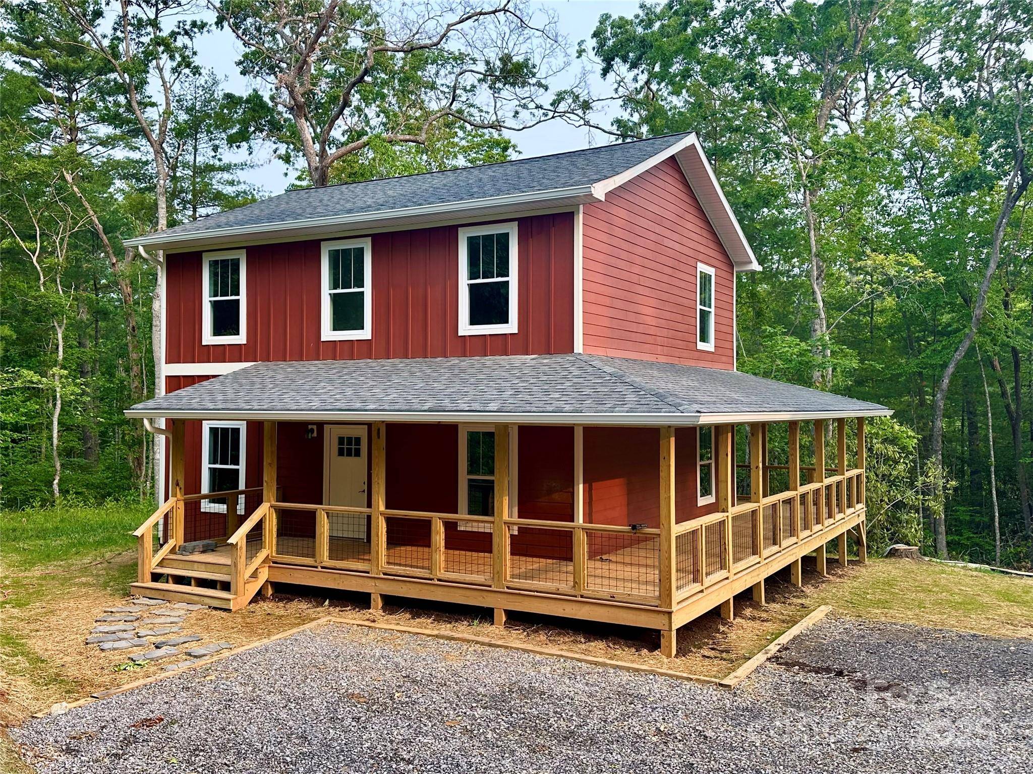 206 Cascade Ridge RD, Fairview, NC 28730