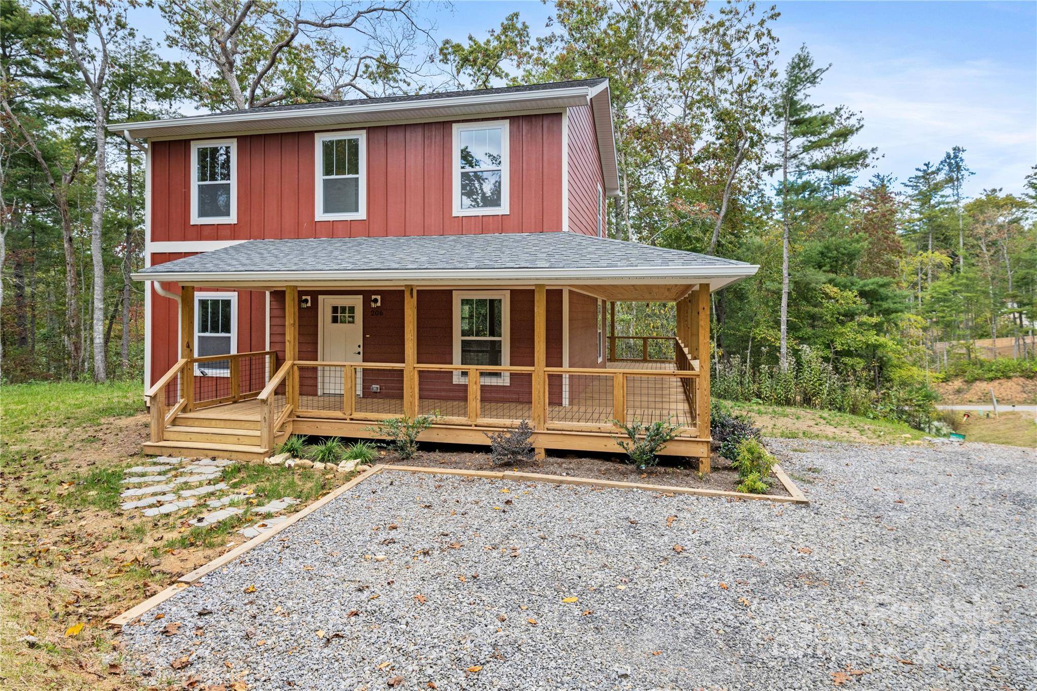 206 Cascade Ridge RD, Fairview, NC 28730