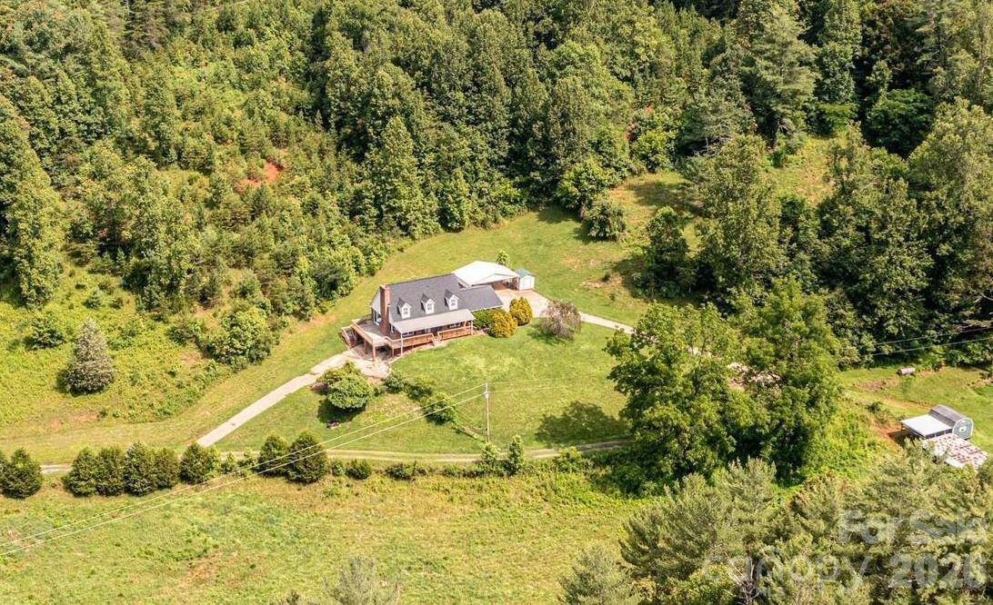 5595 Cloverfield PL, Boomer, NC 28606