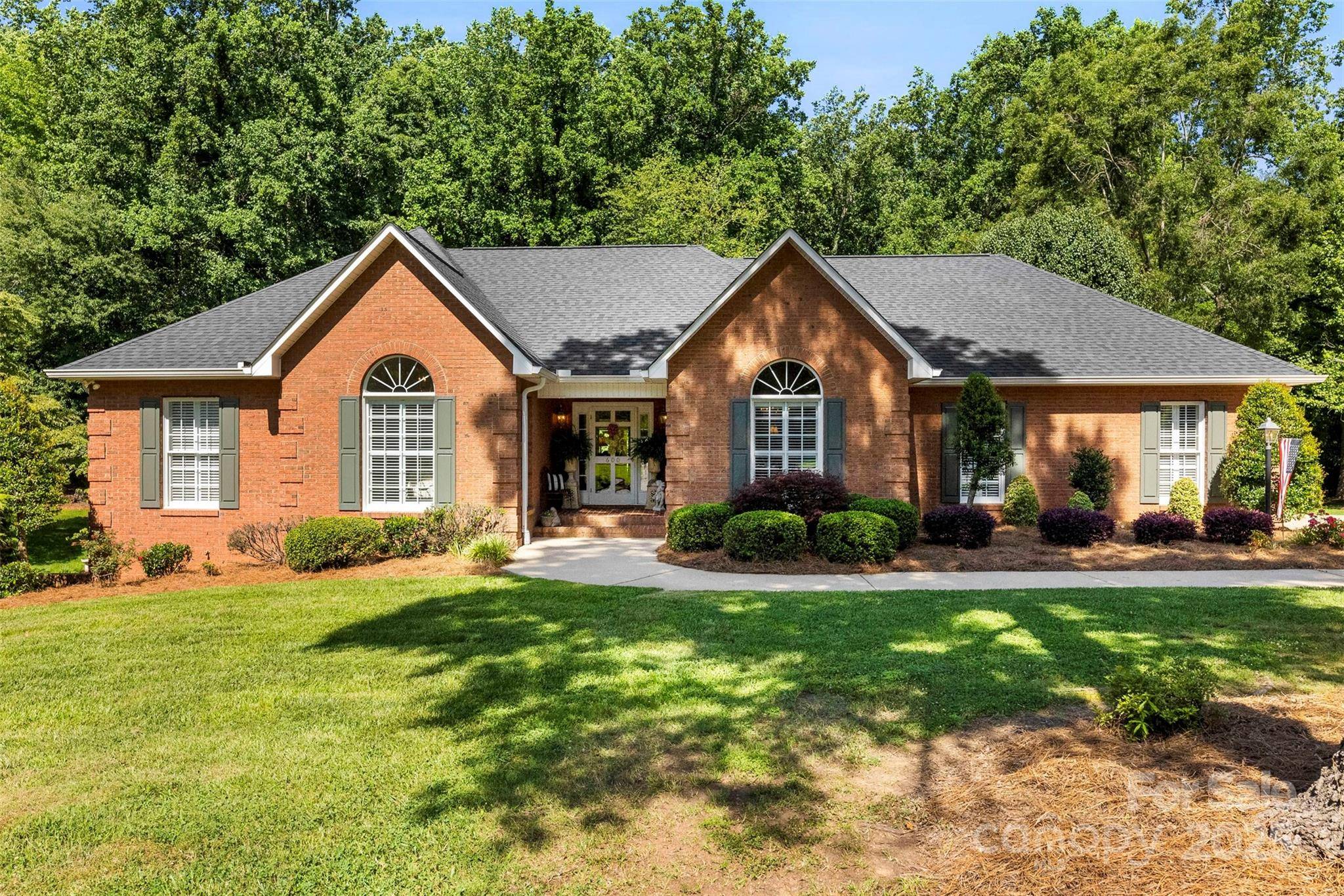 600 Queens RD, Cherryville, NC 28021